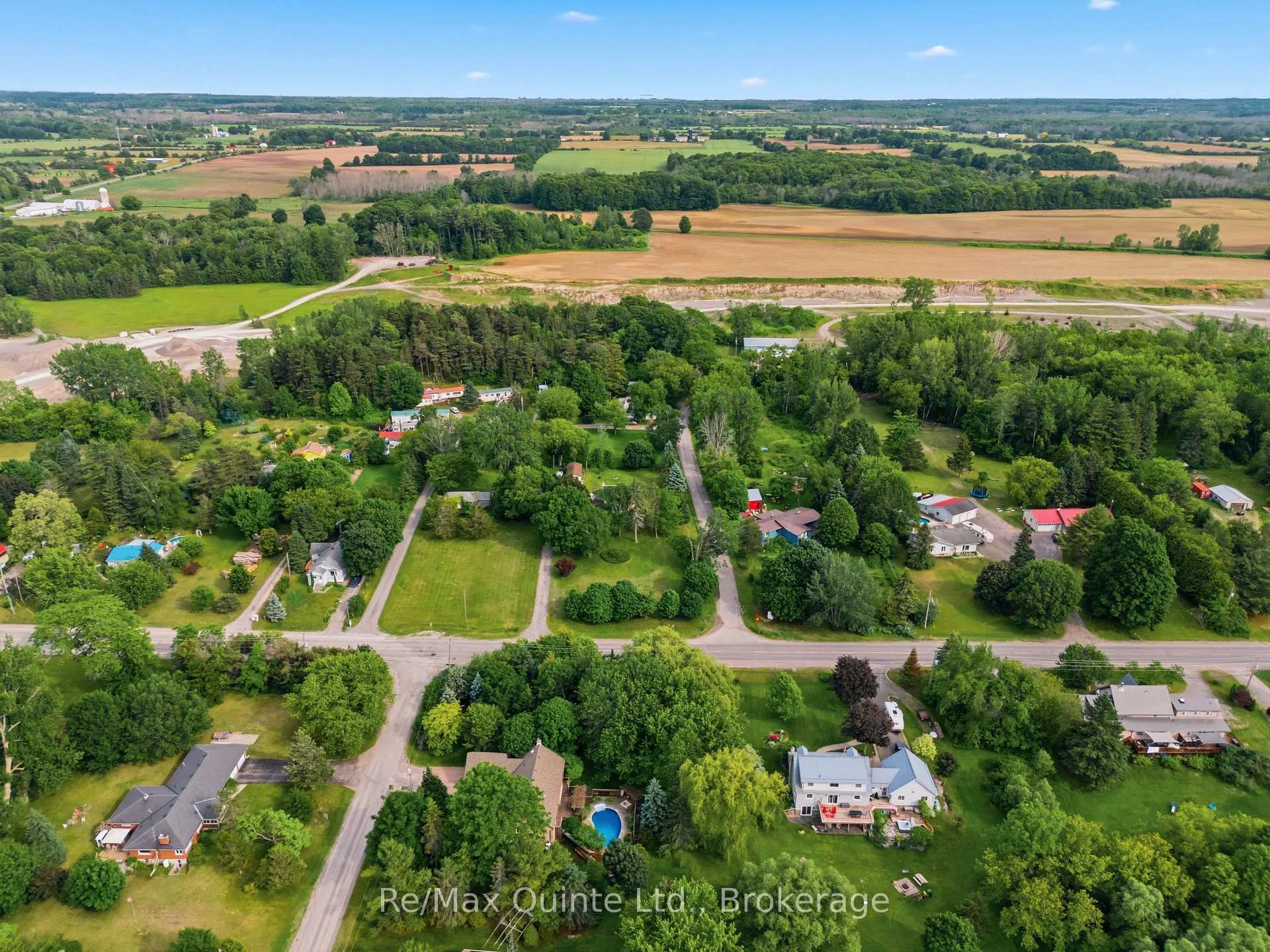 Photo 47 of 97C County Road 18, Prince Edward County, Athol Ward — HOMEH
