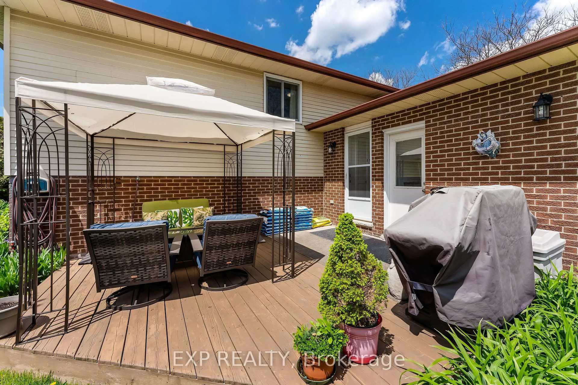 Photo 33 of 2881 Olden Avenue, Niagara Falls, Casey — HOMEH