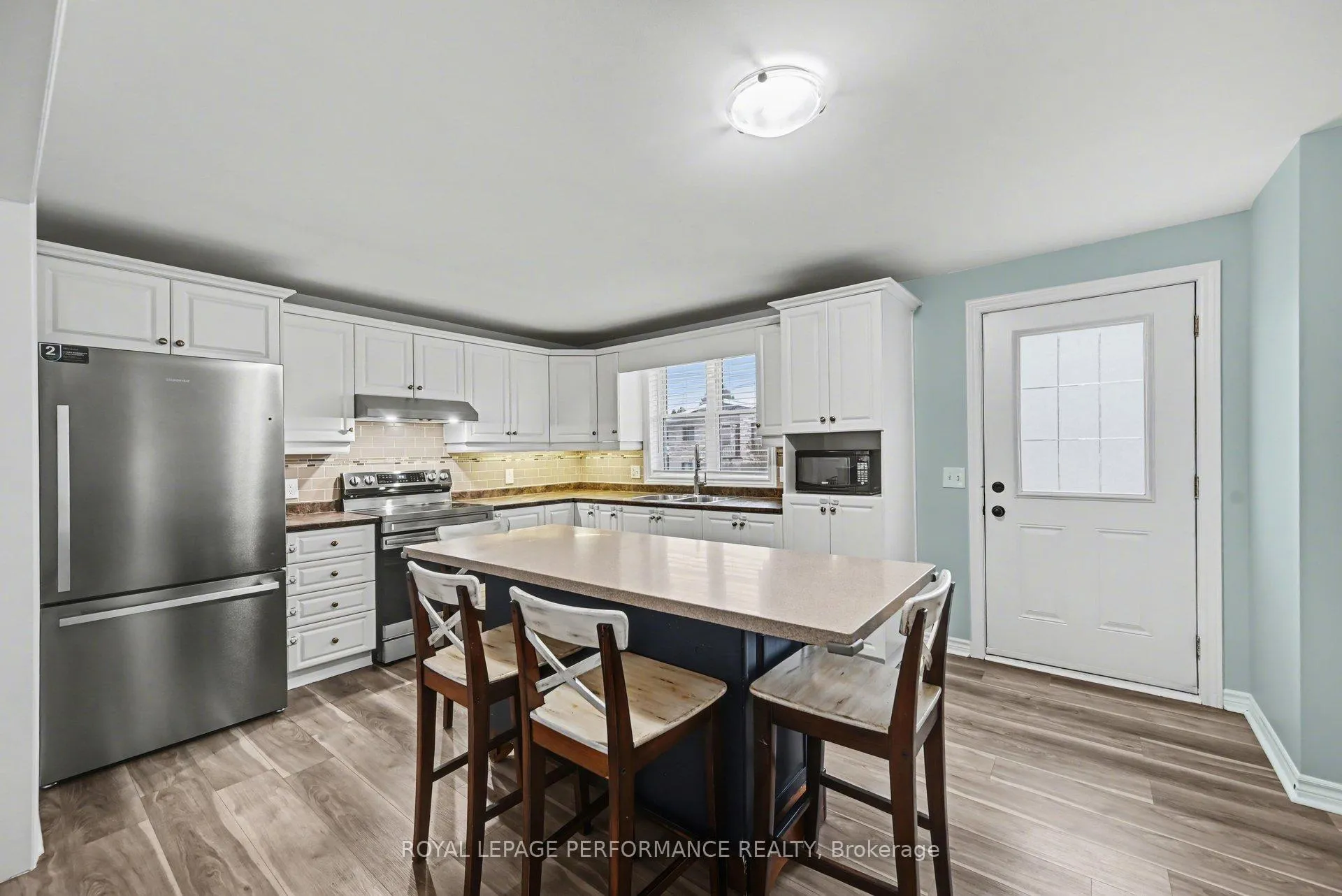 Photo 8 of 15 Forget Street, Russell, Embrun — HOMEH