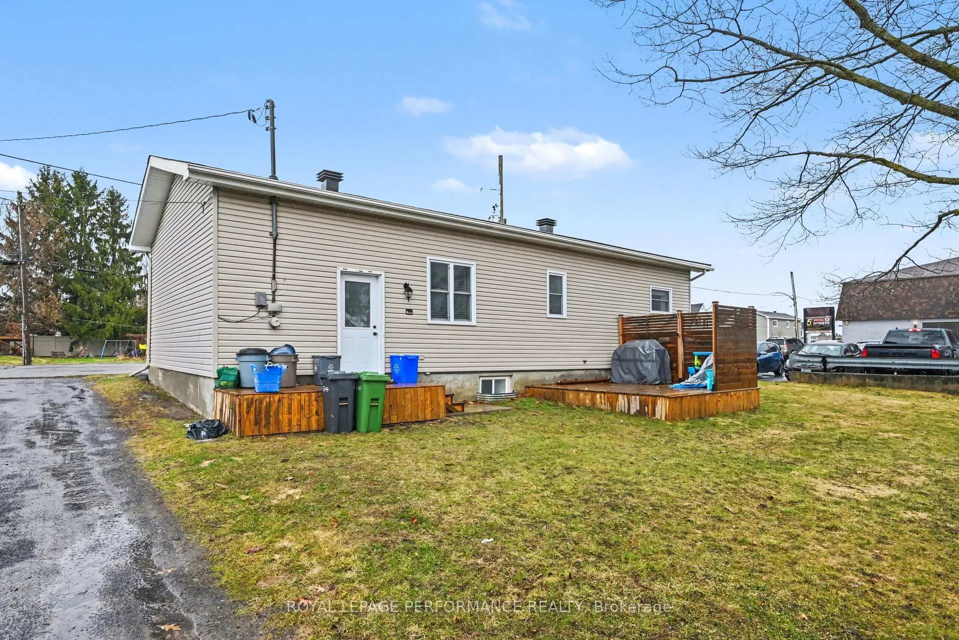 Photo 28 of 15 Forget Street, Russell, Embrun — HOMEH