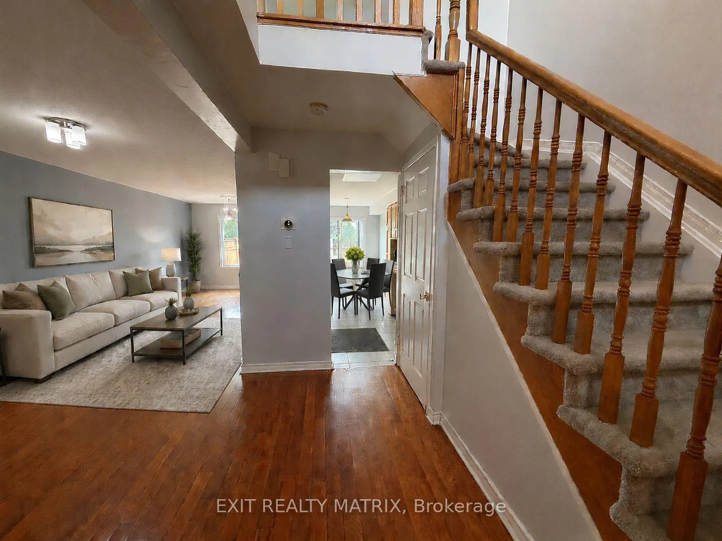 Photo 2 of 35 Binbury Way, Ottawa, Hunt Club Park/Greenboro — HOMEH