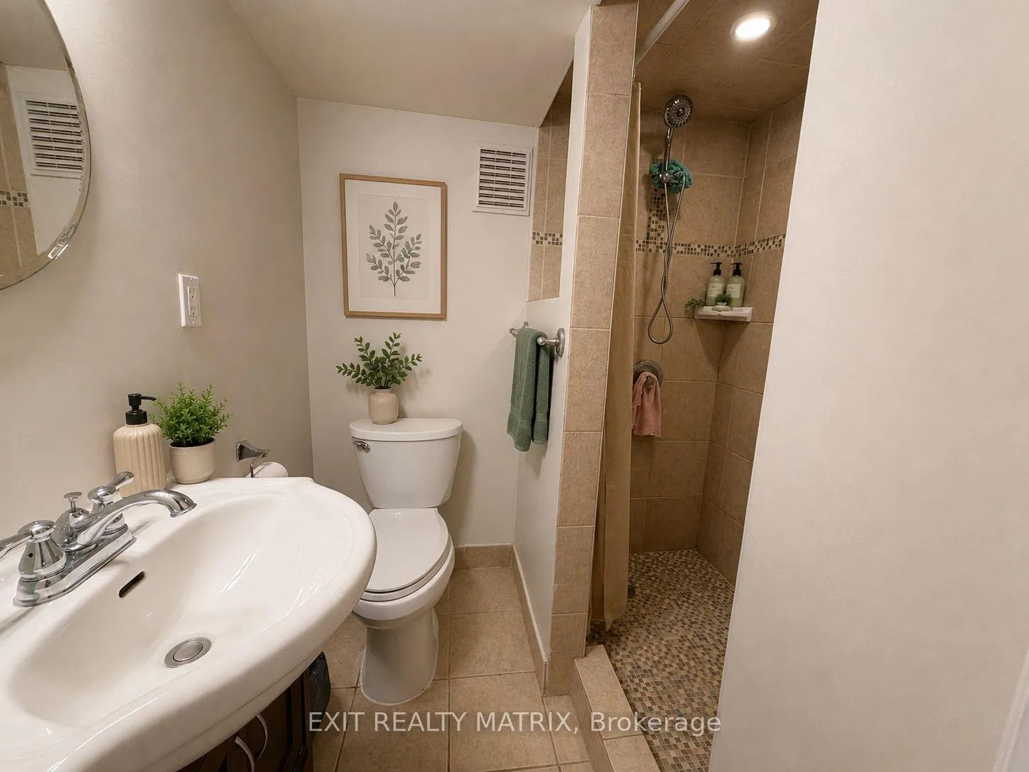 Photo 13 of 35 Binbury Way, Ottawa, Hunt Club Park/Greenboro — HOMEH