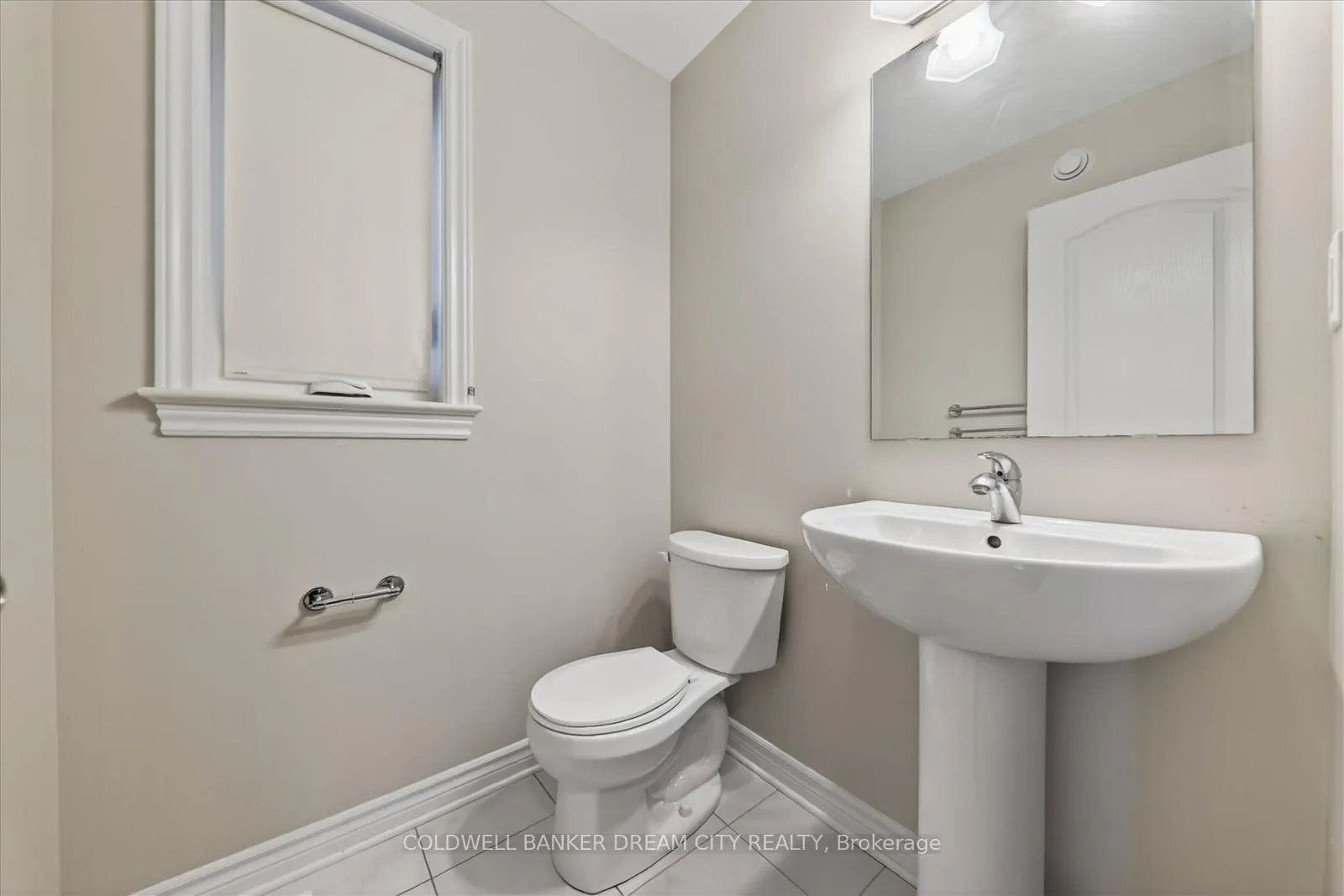Photo 7 of 1386 Monarch Drive, Kingston, City Northwest — HOMEH
