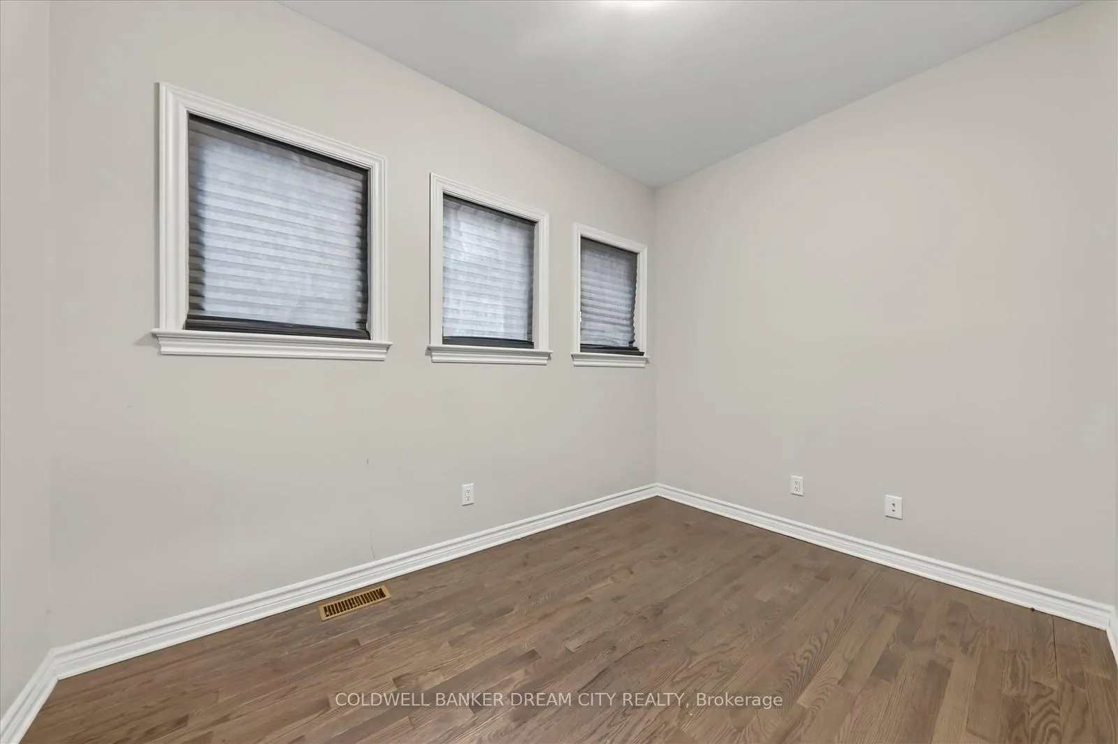 Photo 18 of 1386 Monarch Drive, Kingston, City Northwest — HOMEH