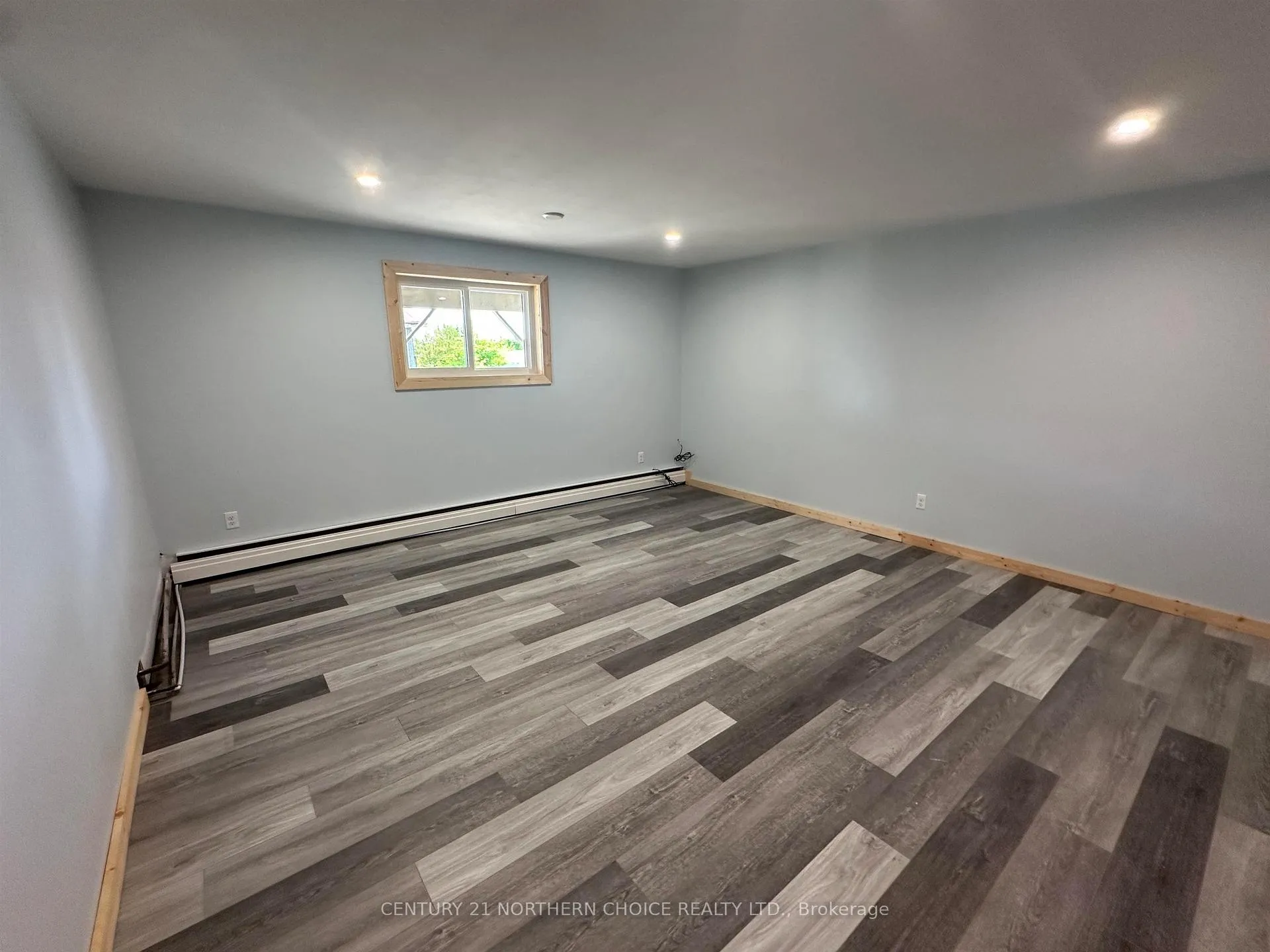 Photo 13 of 4 Fifth Street, Red Lake — HOMEH