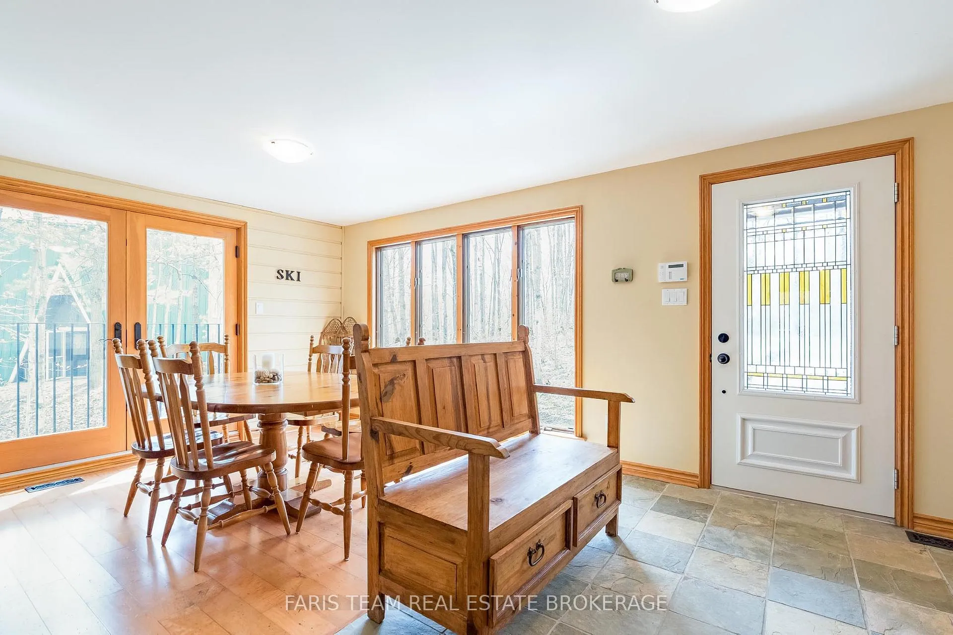 Photo 12 of 46 Huronwoods Drive, Oro-Medonte, Sugarbush — HOMEH