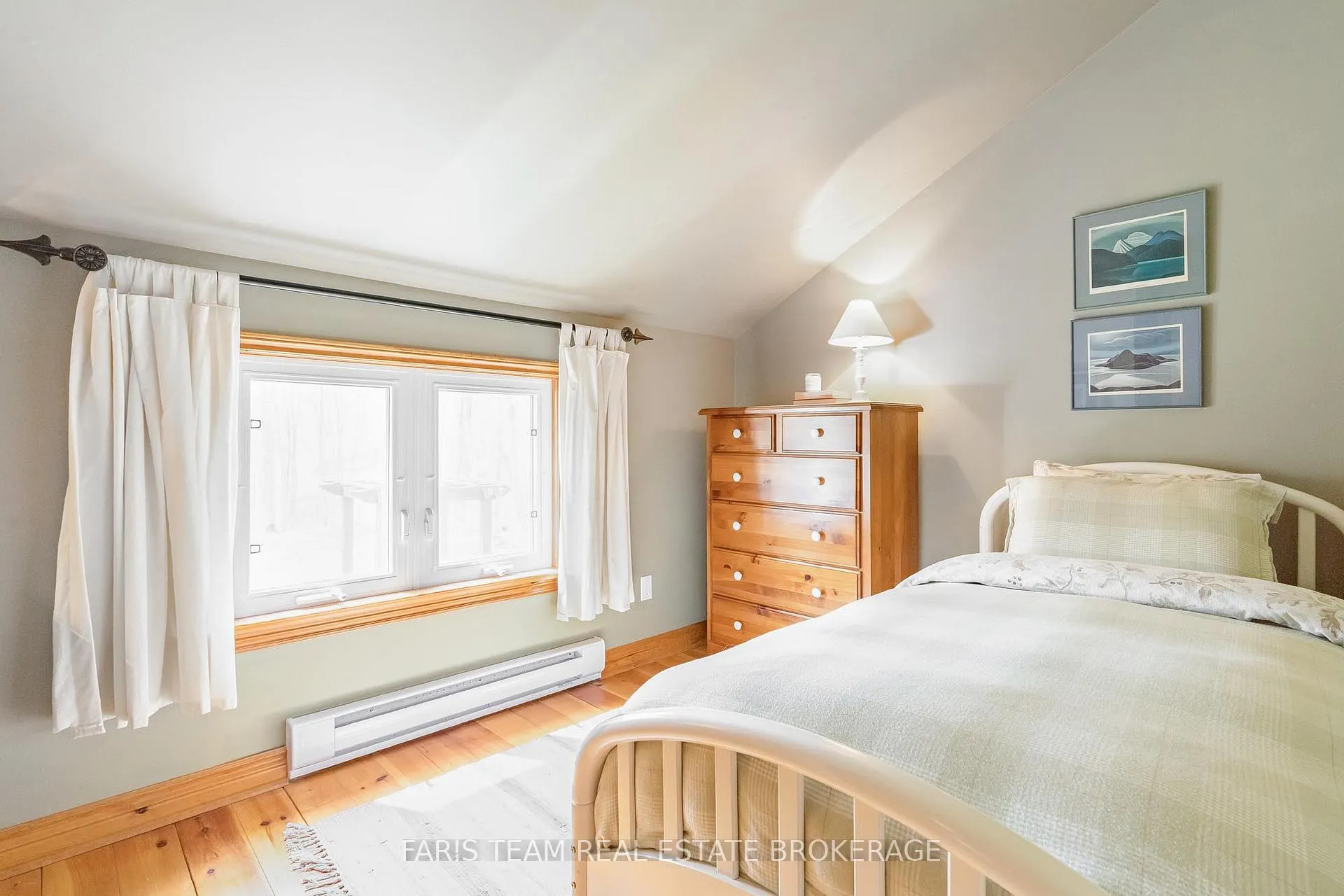 Photo 23 of 46 Huronwoods Drive, Oro-Medonte, Sugarbush — HOMEH