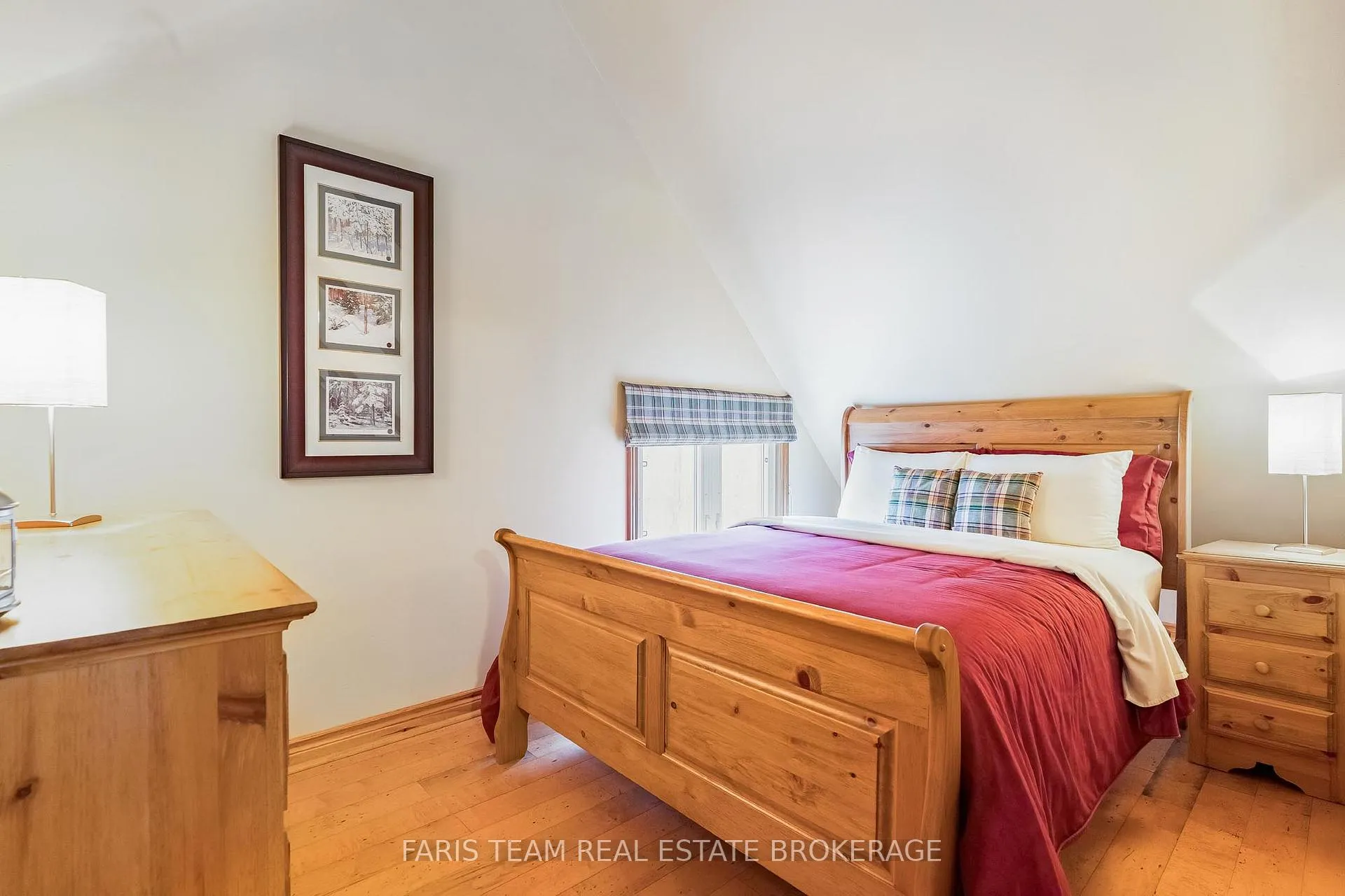 Photo 25 of 46 Huronwoods Drive, Oro-Medonte, Sugarbush — HOMEH