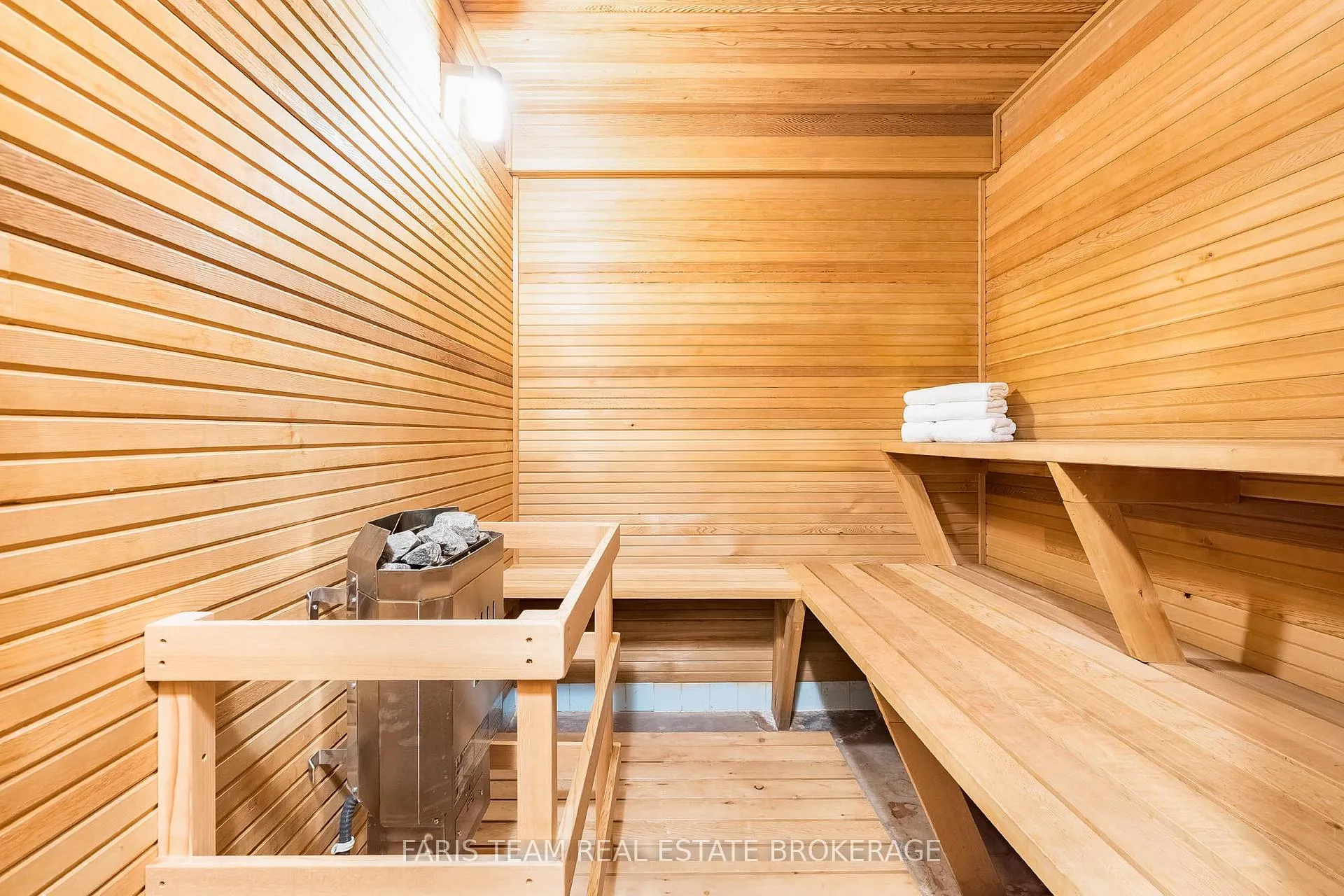 Photo 35 of 46 Huronwoods Drive, Oro-Medonte, Sugarbush — HOMEH