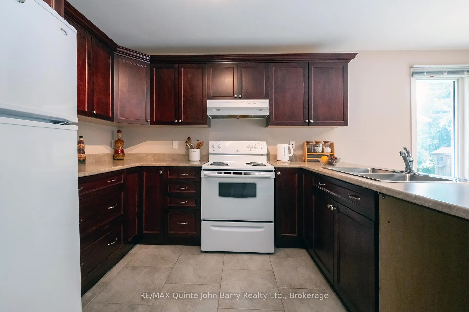 Photo 14 of 4 Algonquin Avenue, Brighton — HOMEH