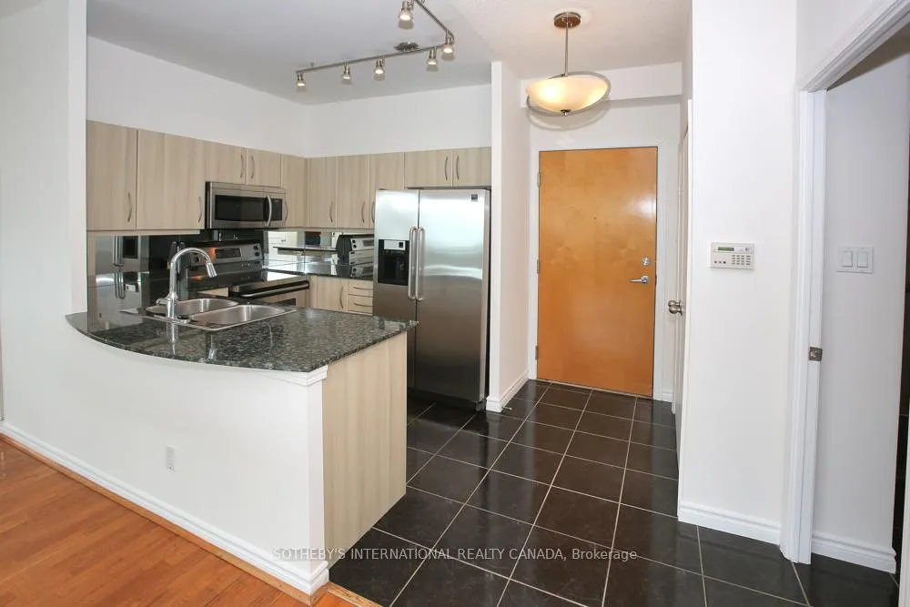 Photo 3 of Unit SPH22, 600 Queens Quay, Toronto, Waterfront Communities — HOMEH