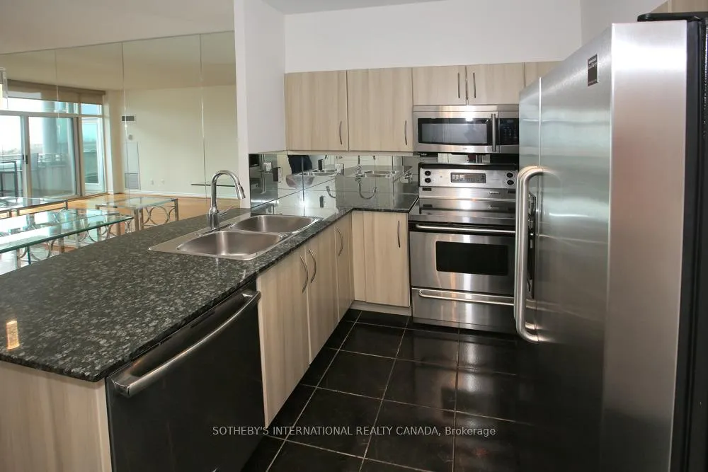 Photo 5 of Unit SPH22, 600 Queens Quay, Toronto, Waterfront Communities — HOMEH