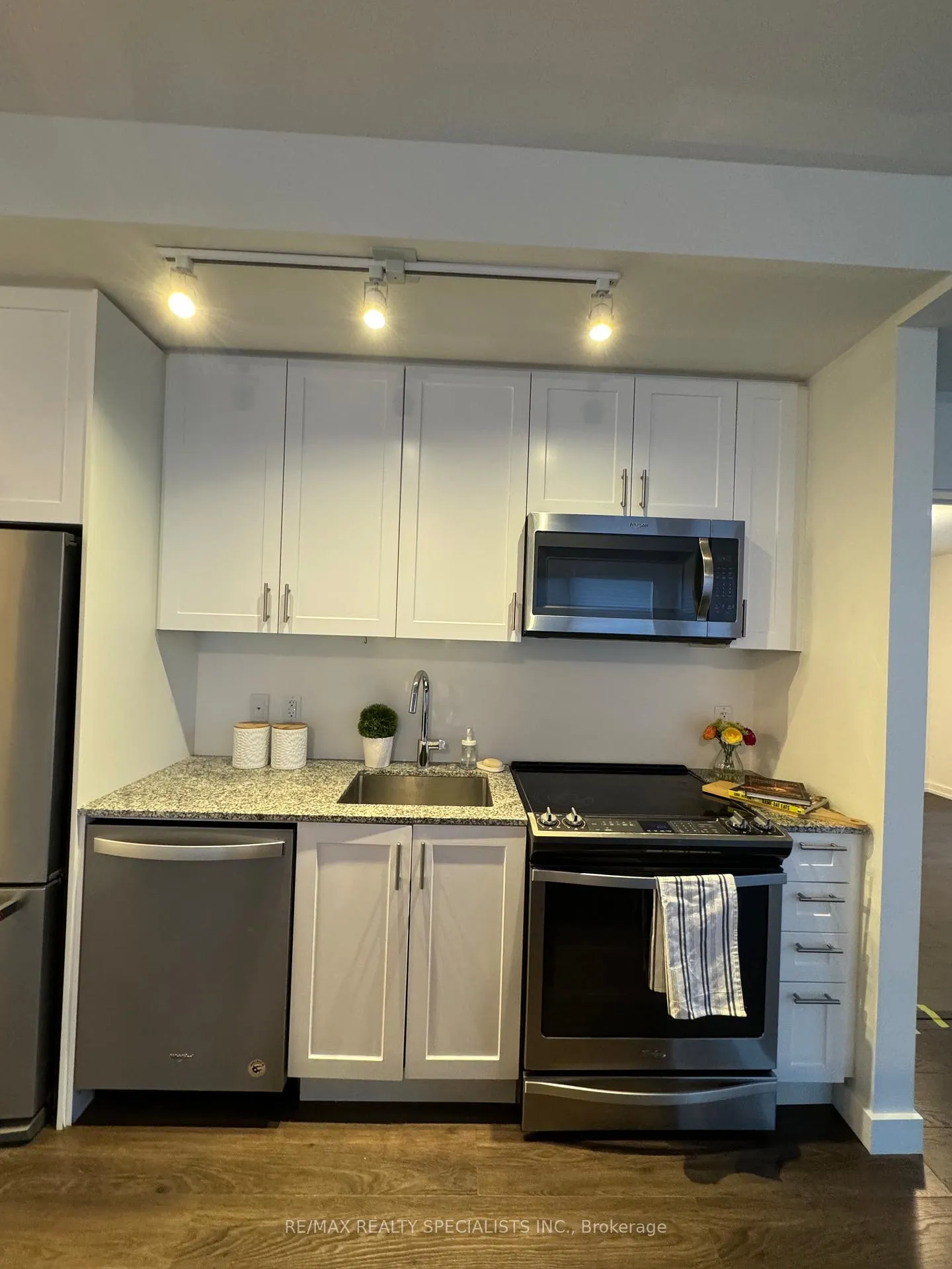 Photo 12 of Unit 214, 150 Sabina Drive, Oakville, Glenorchy — HOMEH