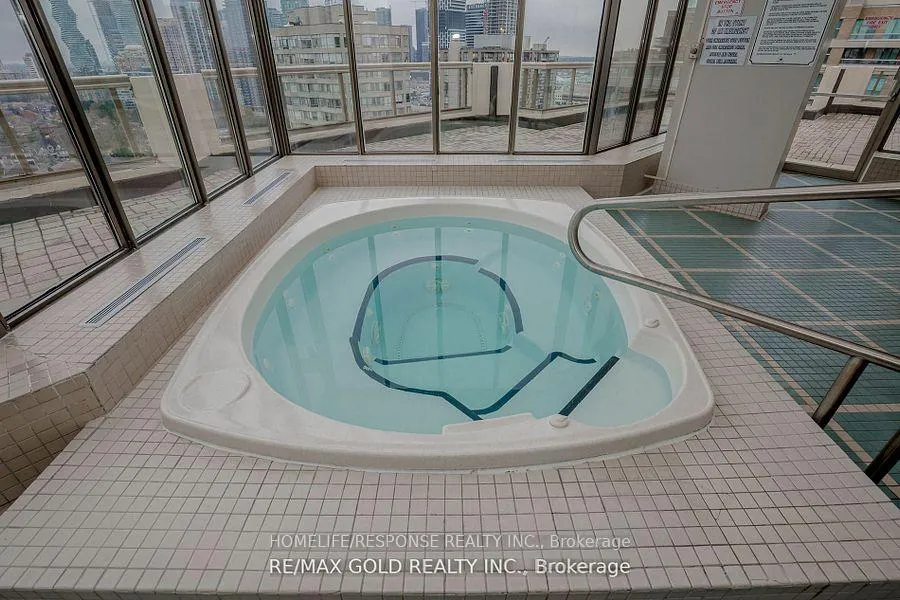 Photo 24 of Unit 1601, 55 Elm Drive W, Mississauga, City Centre — HOMEH