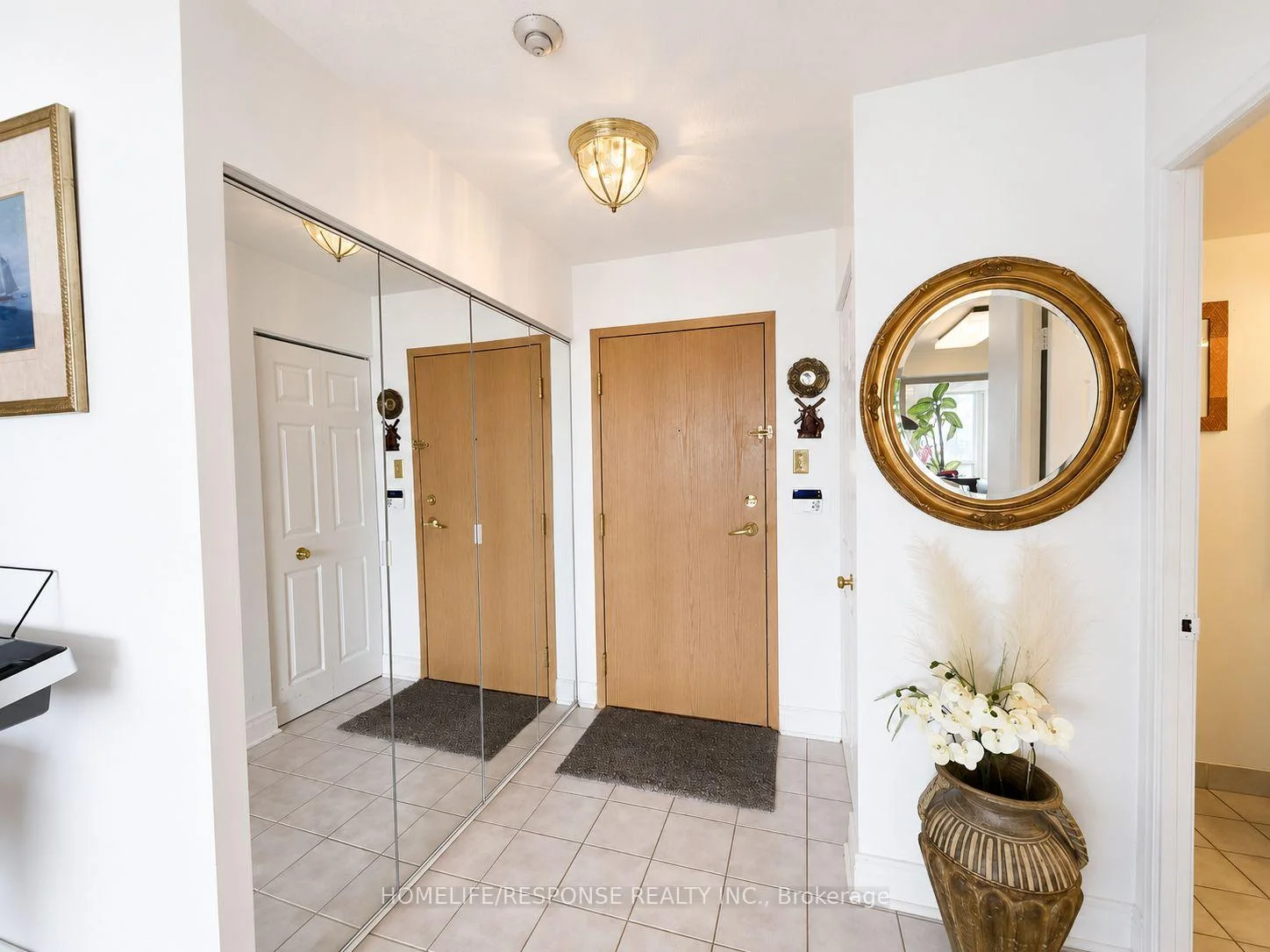 Photo 5 of Unit 1601, 55 Elm Drive W, Mississauga, City Centre — HOMEH