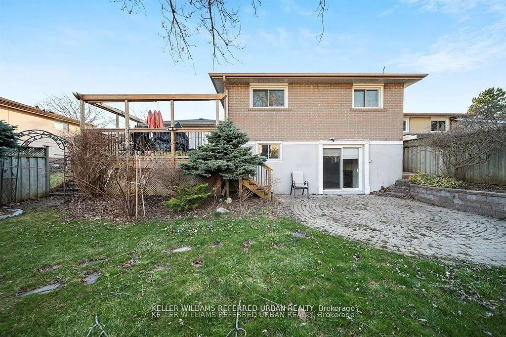 Photo 13 of Unit Lower, 181 Centennial Road, Scarborough, Centennial Scarborough — HOMEH