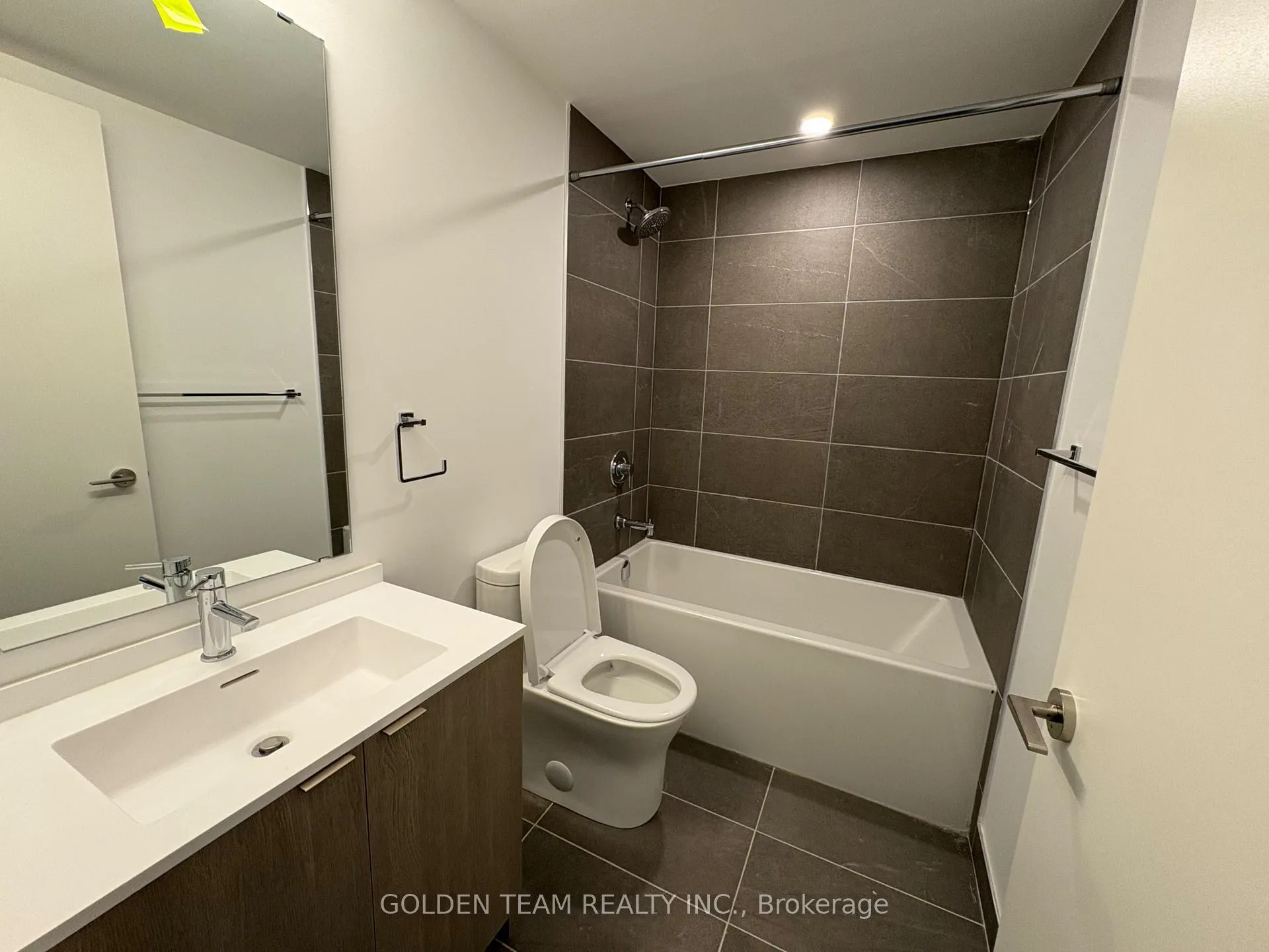 Photo 7 of Unit 2512, 100 Queen Street E, Toronto, Church-Yonge Corridor — HOMEH
