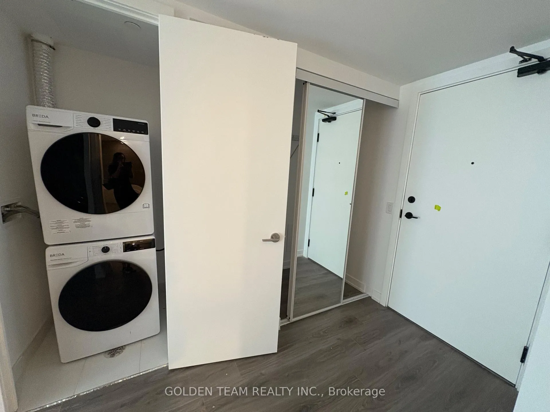 Photo 8 of Unit 2512, 100 Queen Street E, Toronto, Church-Yonge Corridor — HOMEH