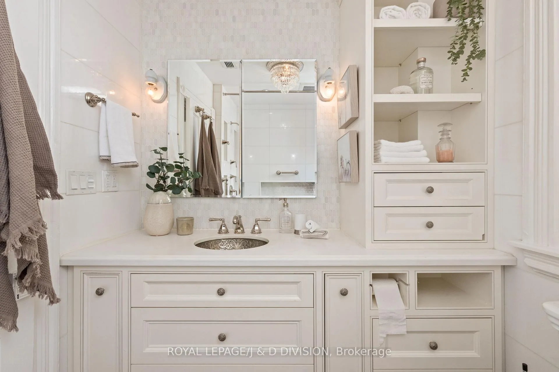 Photo 22 of 477 Roxton Road, Toronto, Palmerston-Little Italy — HOMEH