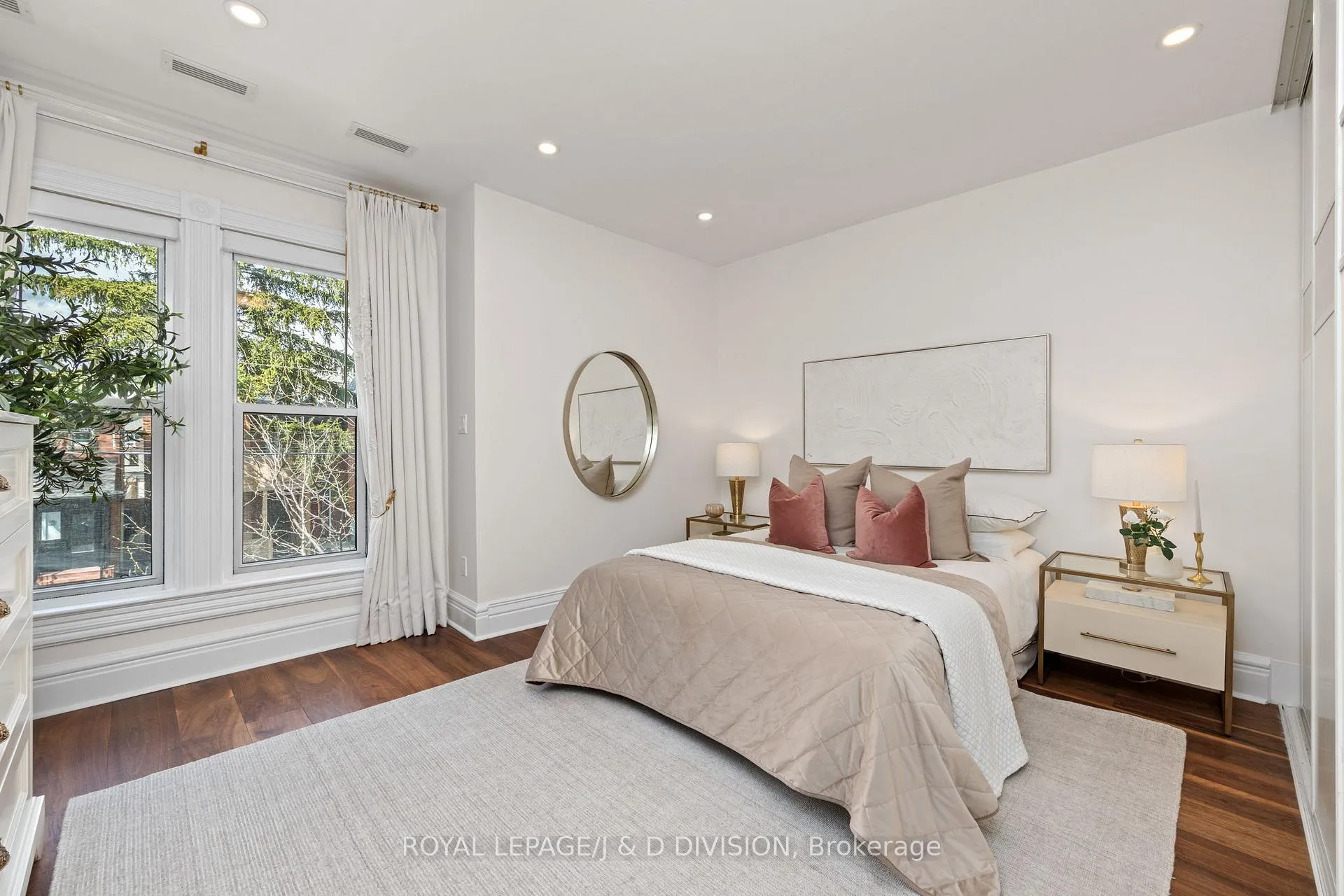Photo 25 of 477 Roxton Road, Toronto, Palmerston-Little Italy — HOMEH