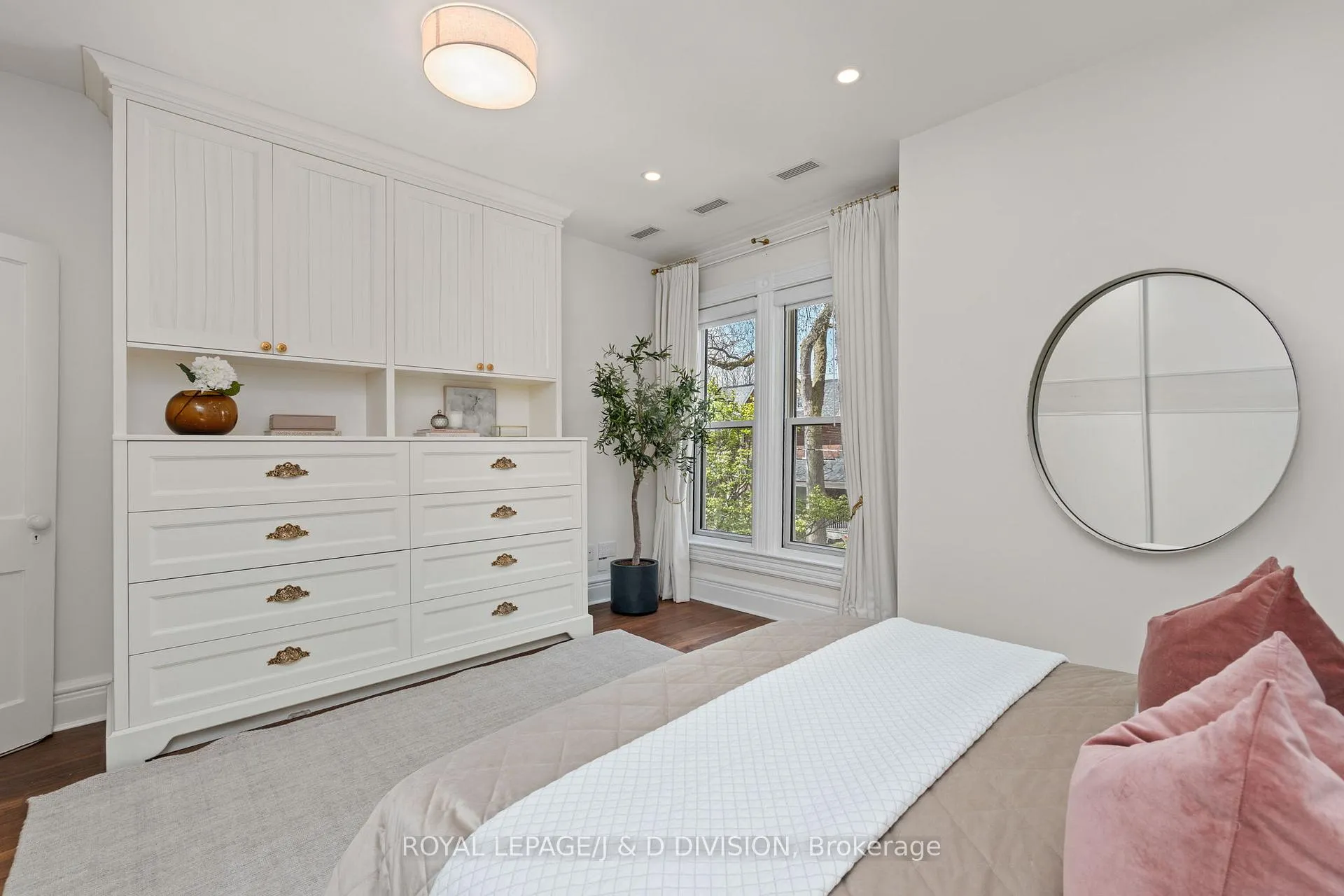 Photo 26 of 477 Roxton Road, Toronto, Palmerston-Little Italy — HOMEH