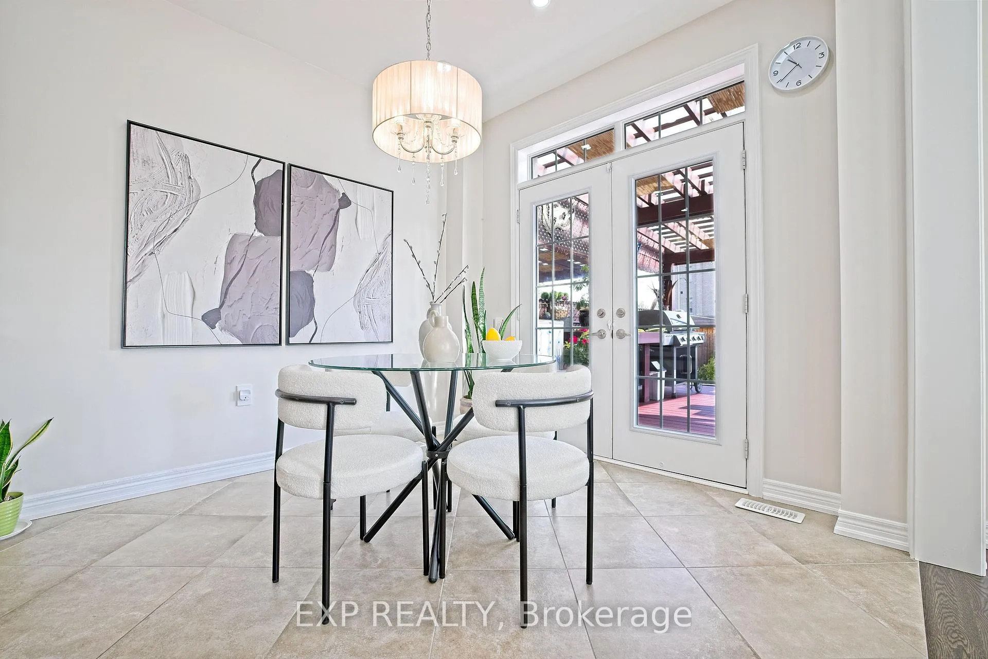 Photo 15 of 520 Dougall Avenue E, Caledon, Rural Caledon — HOMEH