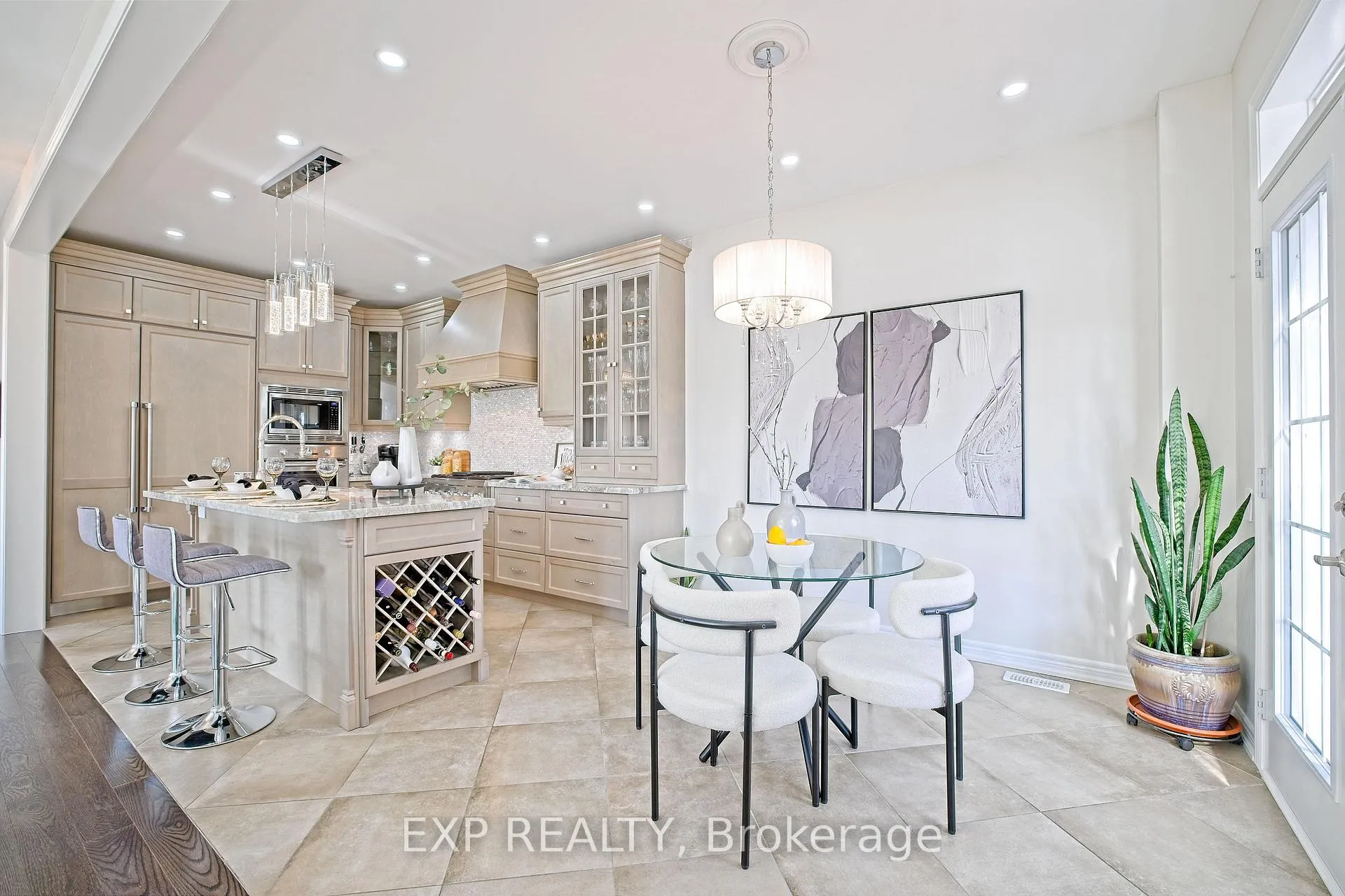Photo 16 of 520 Dougall Avenue E, Caledon, Rural Caledon — HOMEH