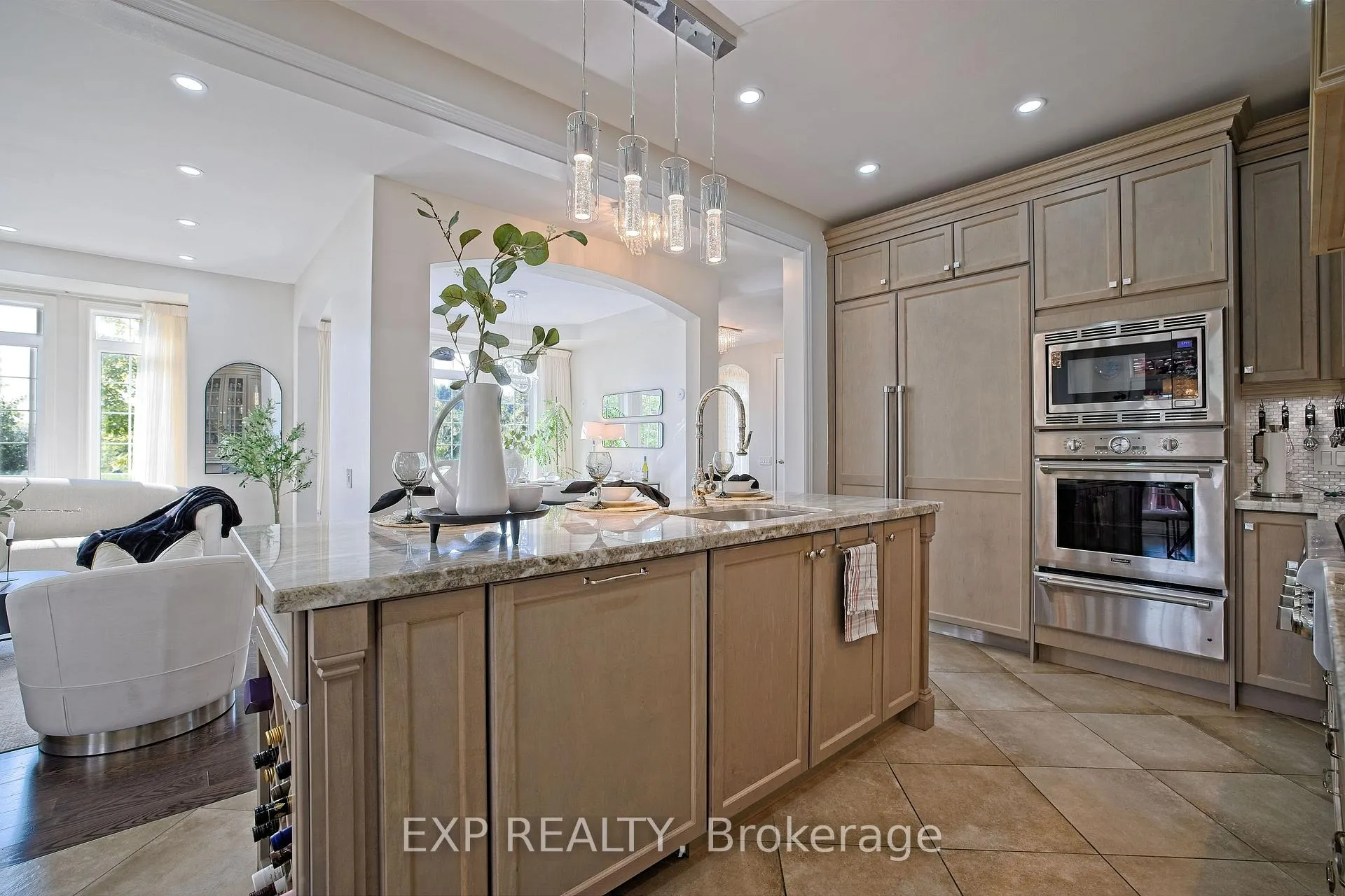 Photo 19 of 520 Dougall Avenue E, Caledon, Rural Caledon — HOMEH