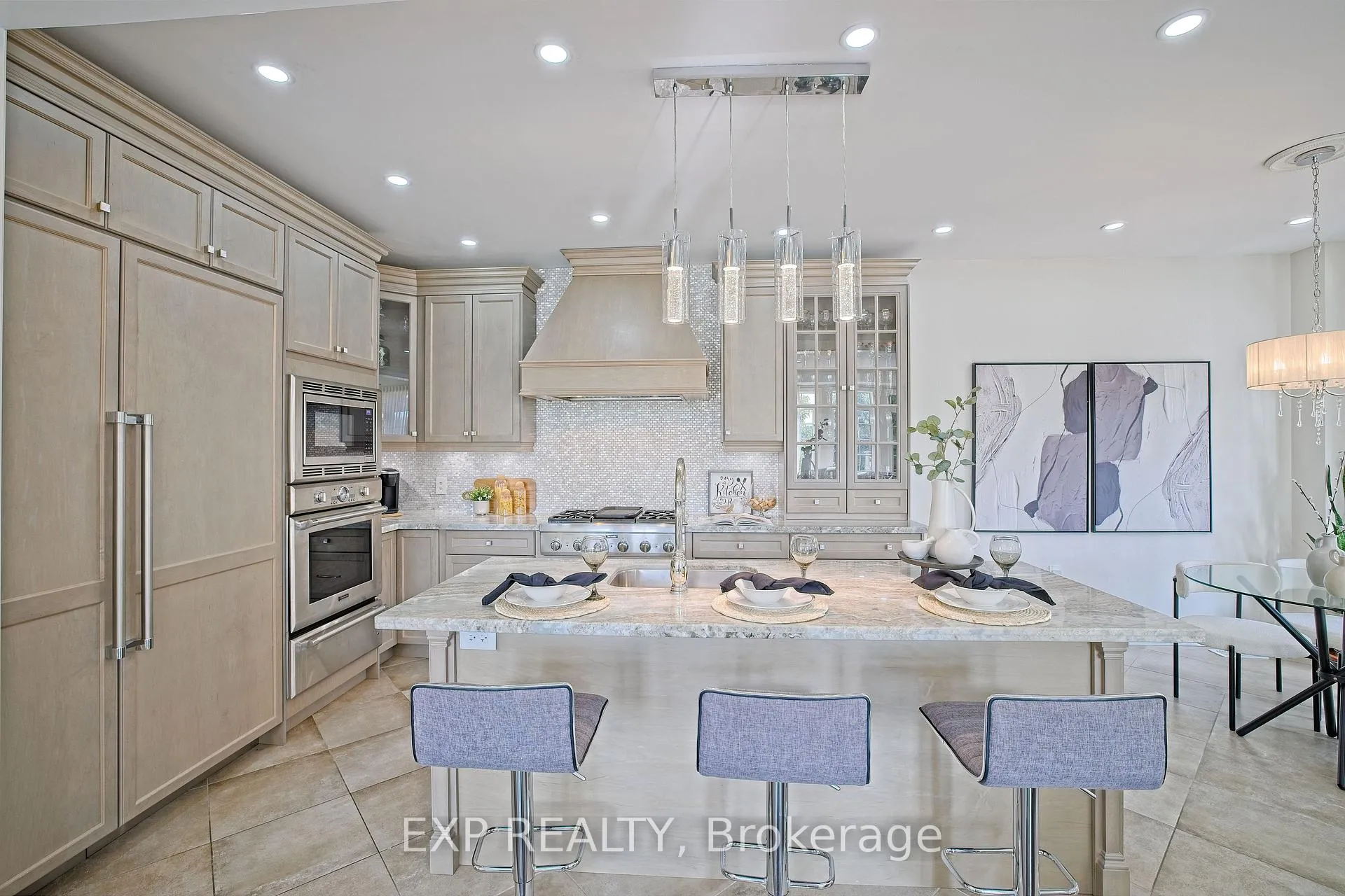 Photo 21 of 520 Dougall Avenue E, Caledon, Rural Caledon — HOMEH