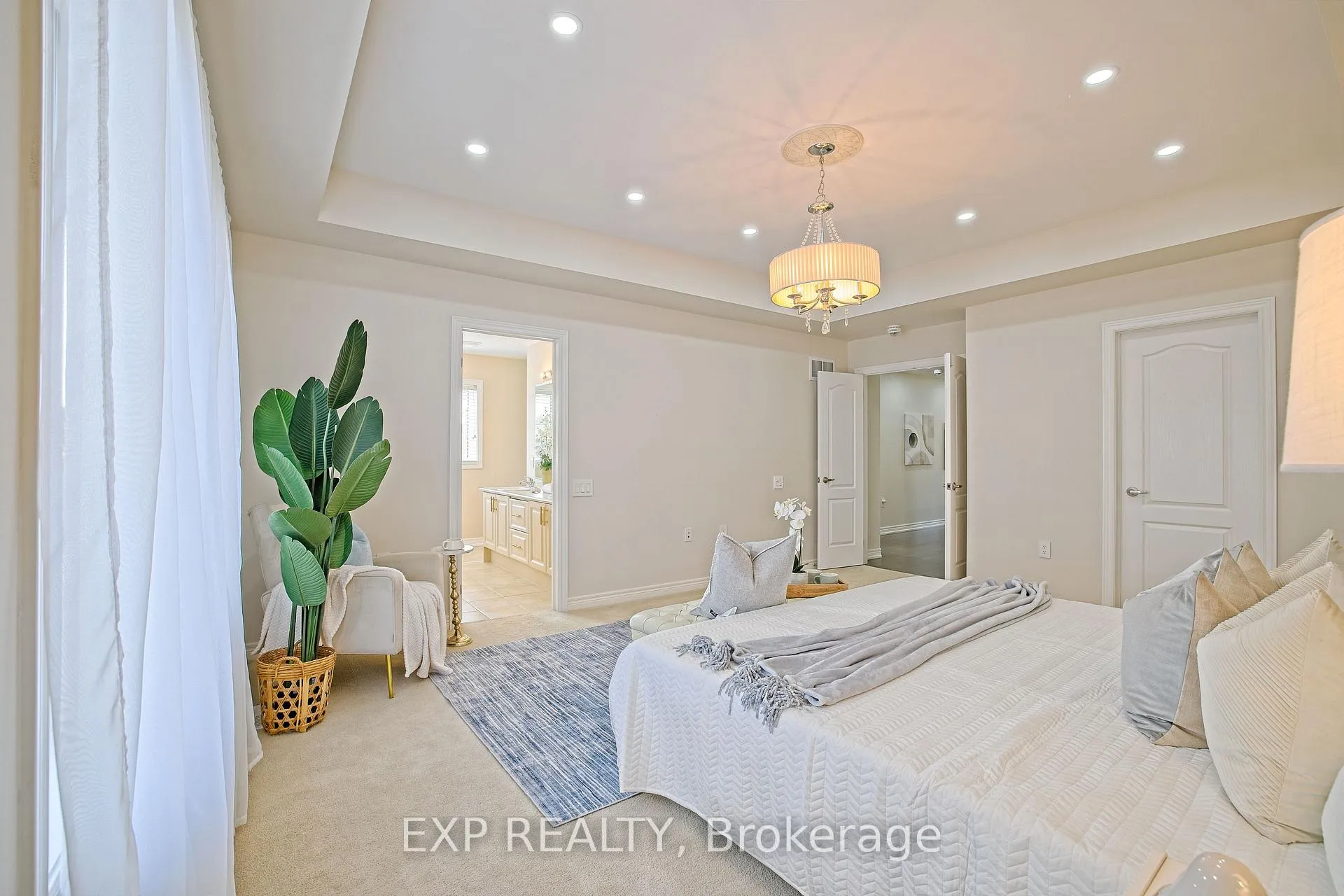 Photo 35 of 520 Dougall Avenue E, Caledon, Rural Caledon — HOMEH