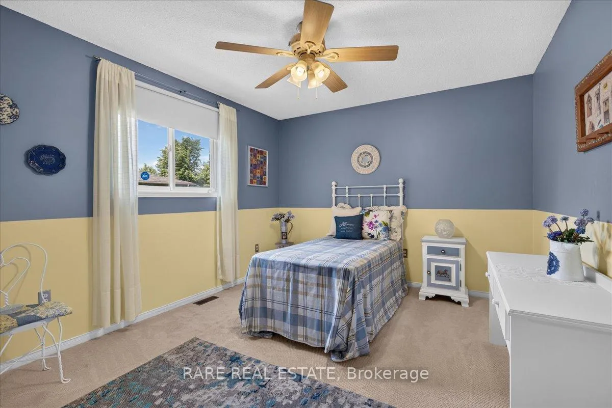 Photo 16 of 8 Whitehorn Crescent, Barrie, Holly — HOMEH