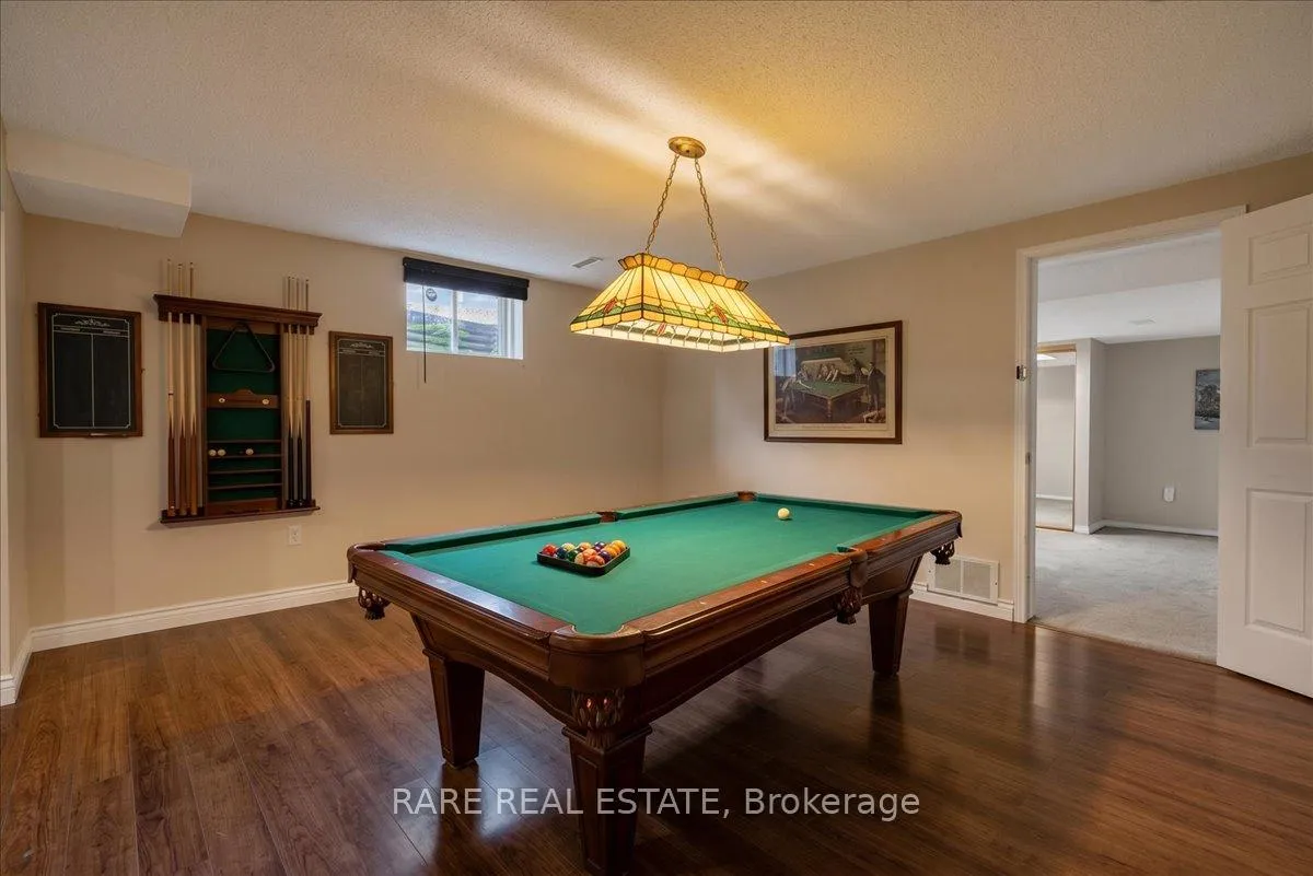 Photo 21 of 8 Whitehorn Crescent, Barrie, Holly — HOMEH