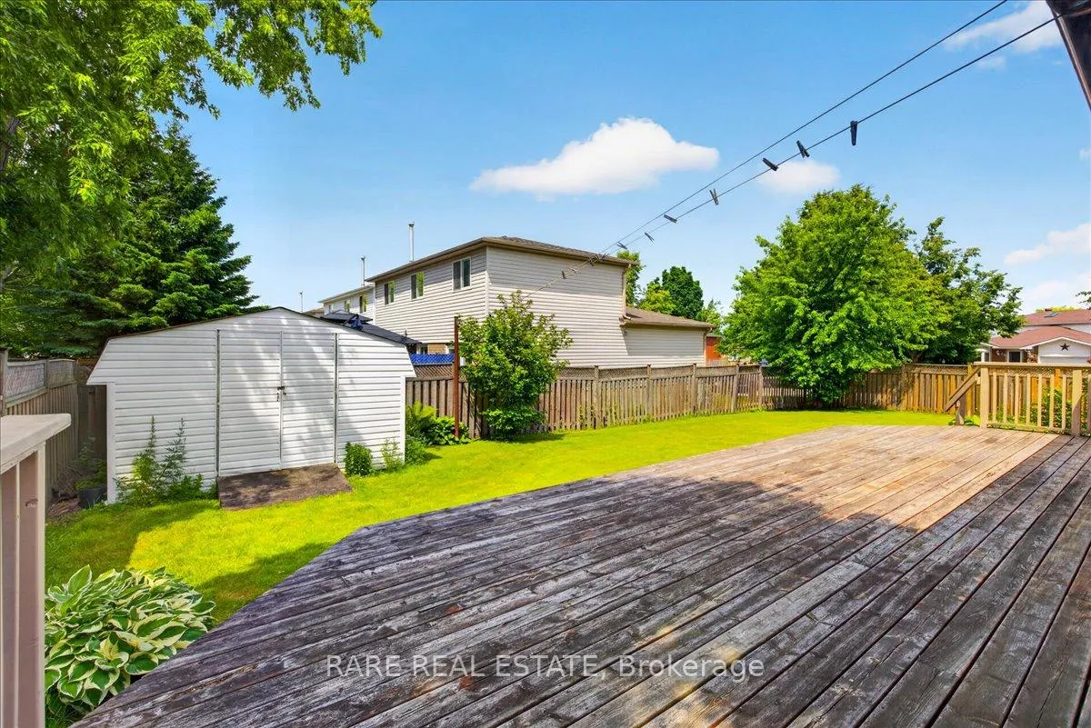 Photo 24 of 8 Whitehorn Crescent, Barrie, Holly — HOMEH