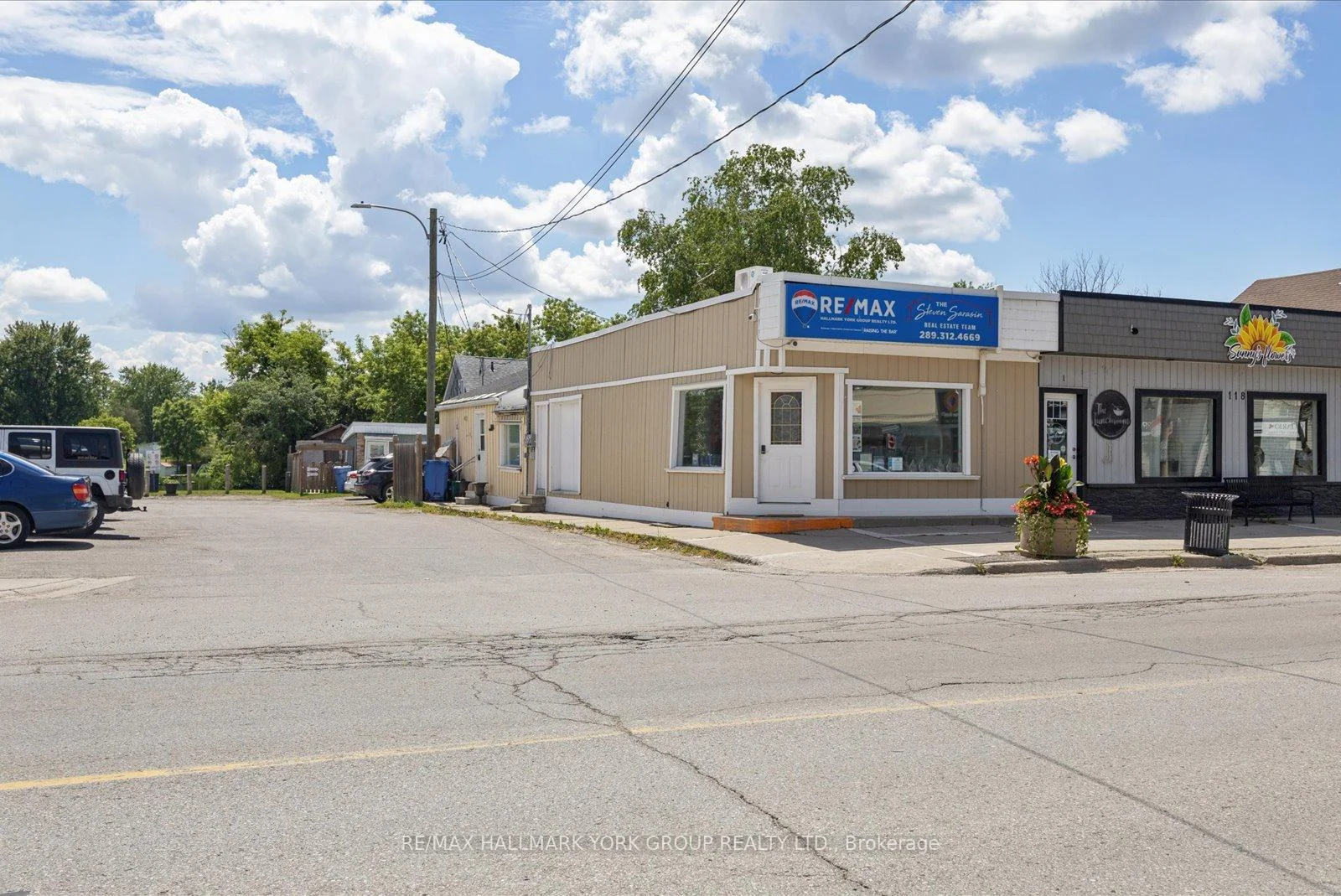 Photo 2 of 116B High Street, Georgina, Sutton & Jackson's Point — HOMEH