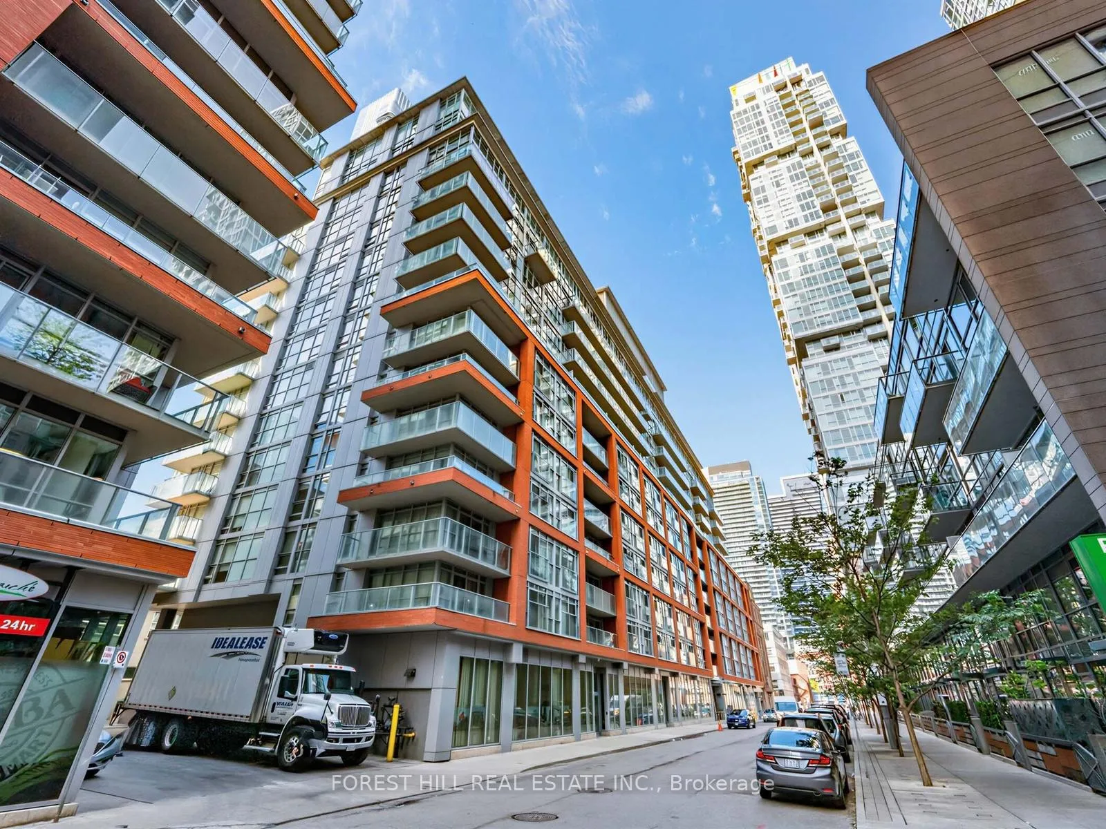 Photo 2 of Unit 1019, 21 Nelson Street, Toronto, Waterfront Communities — HOMEH
