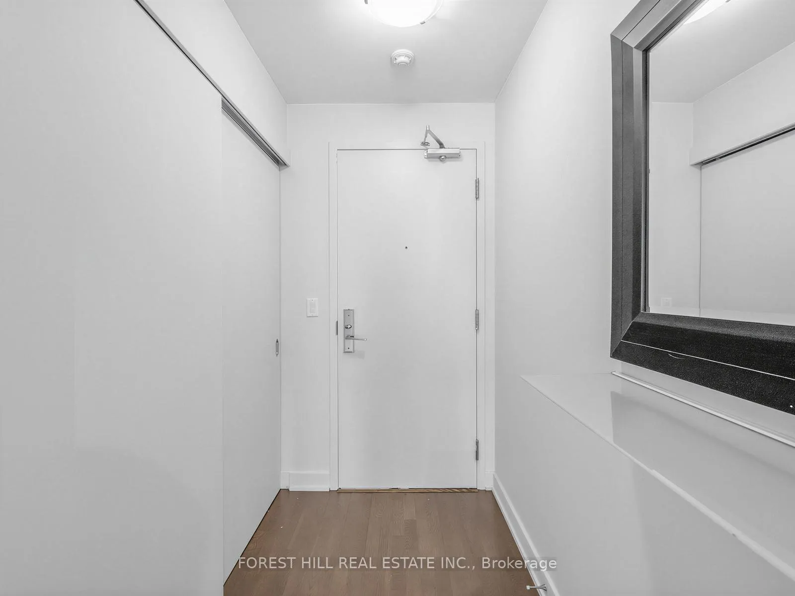 Photo 3 of Unit 1019, 21 Nelson Street, Toronto, Waterfront Communities — HOMEH