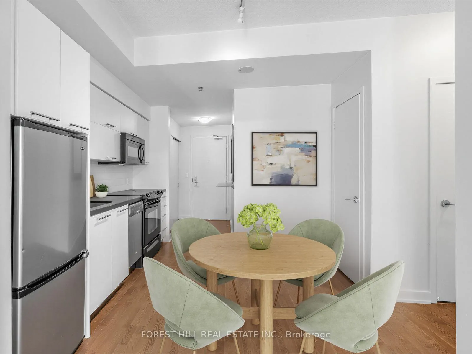 Photo 8 of Unit 1019, 21 Nelson Street, Toronto, Waterfront Communities — HOMEH