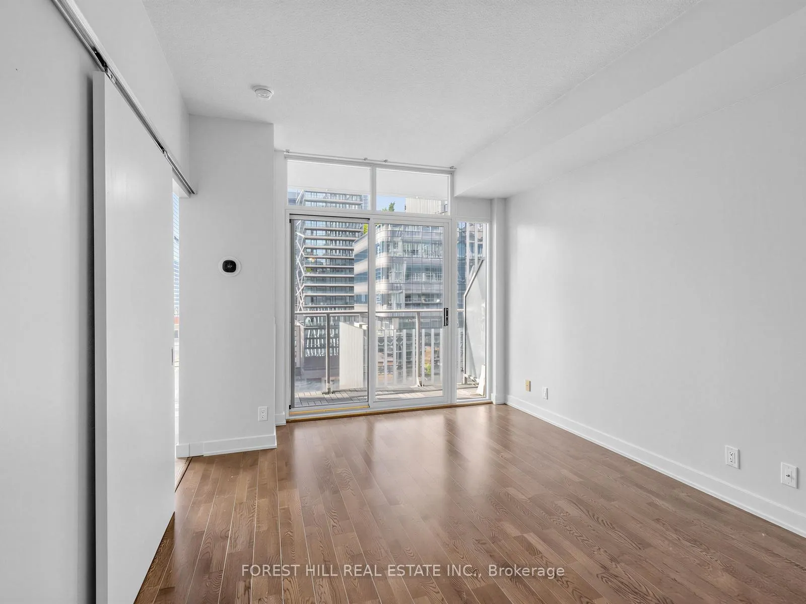 Photo 12 of Unit 1019, 21 Nelson Street, Toronto, Waterfront Communities — HOMEH