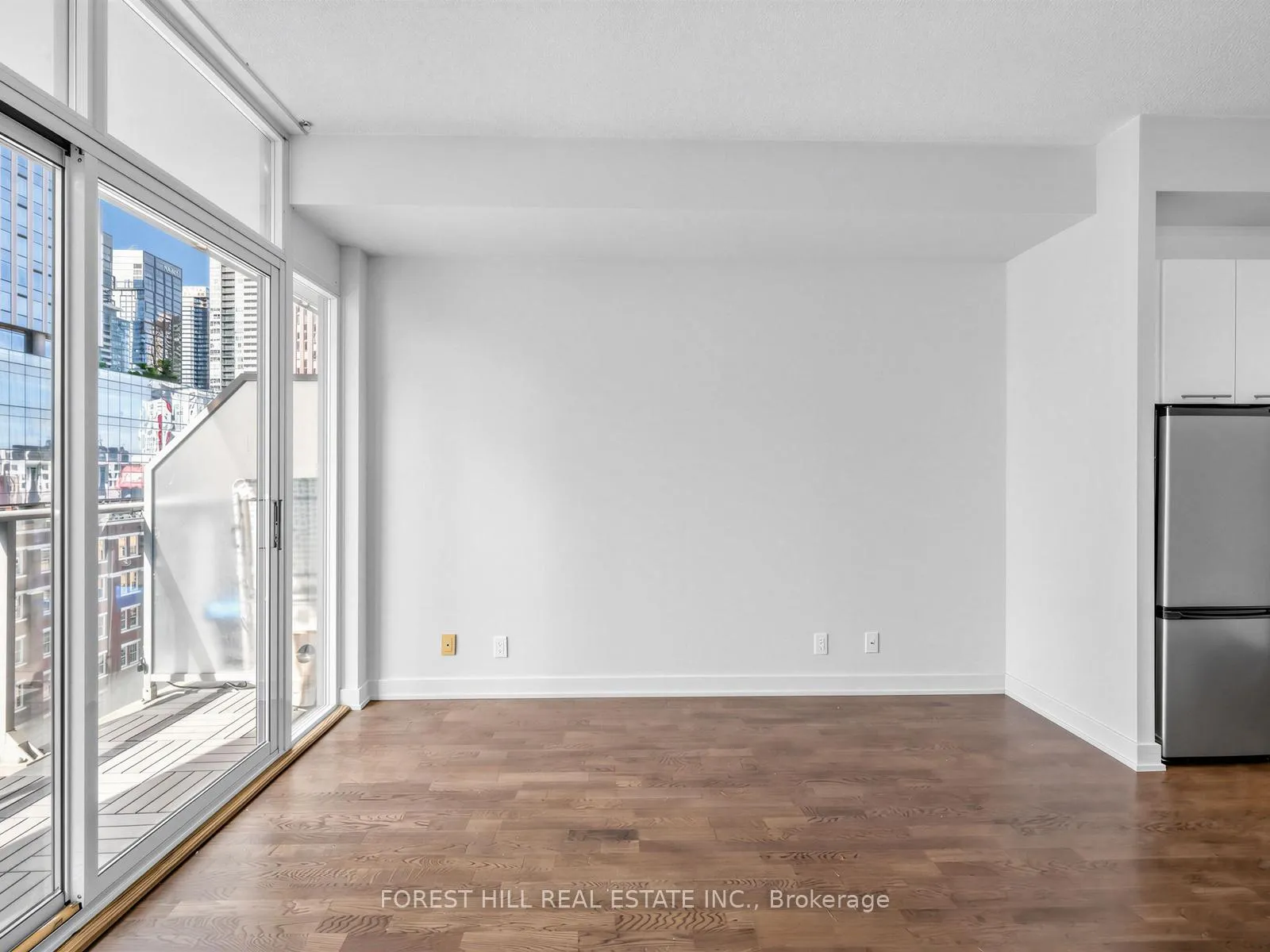 Photo 17 of Unit 1019, 21 Nelson Street, Toronto, Waterfront Communities — HOMEH