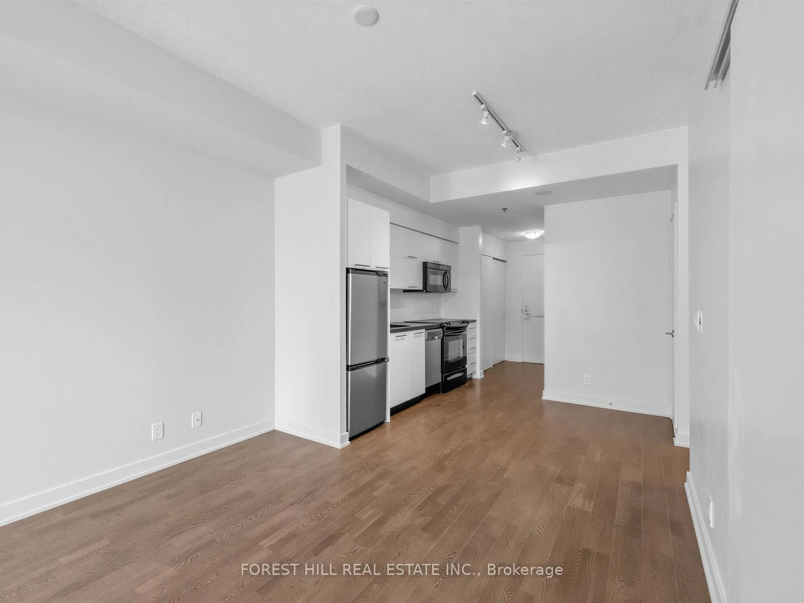Photo 18 of Unit 1019, 21 Nelson Street, Toronto, Waterfront Communities — HOMEH