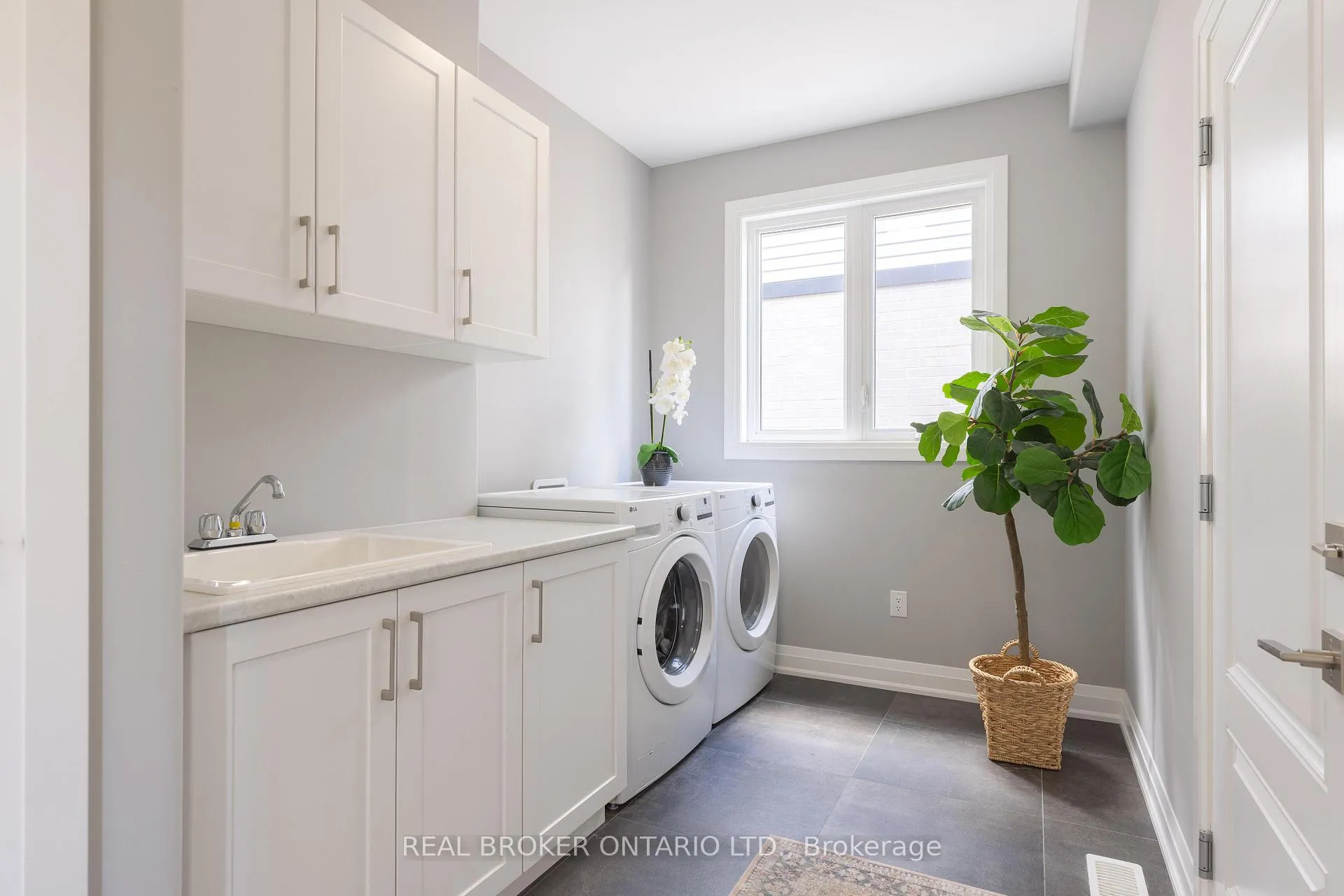 Photo 33 of 26 Swan Avenue, Pelham, Fonthill — HOMEH