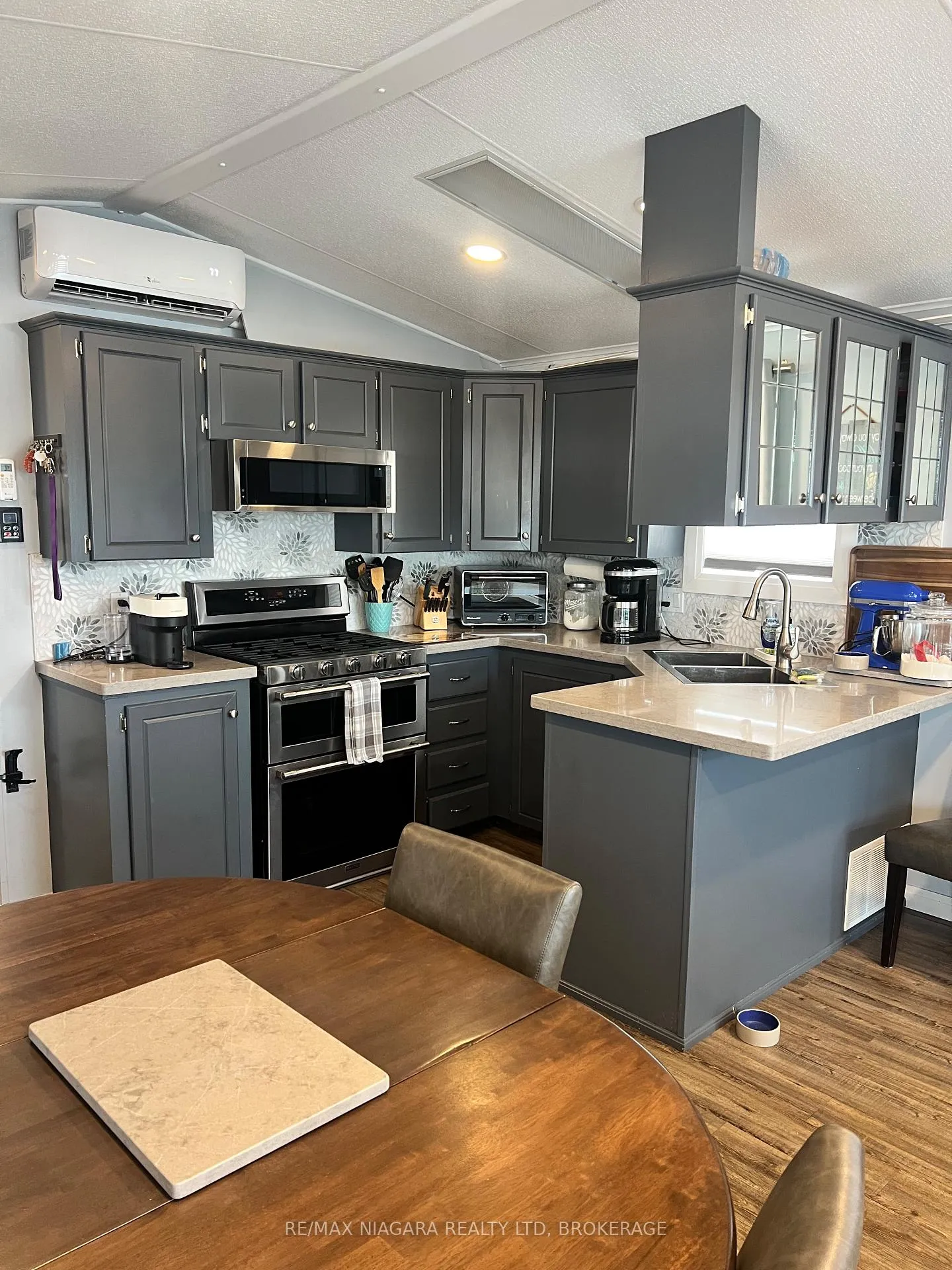 Photo 5 of 5 Wyldewood, Port Colborne, Sherkston — HOMEH