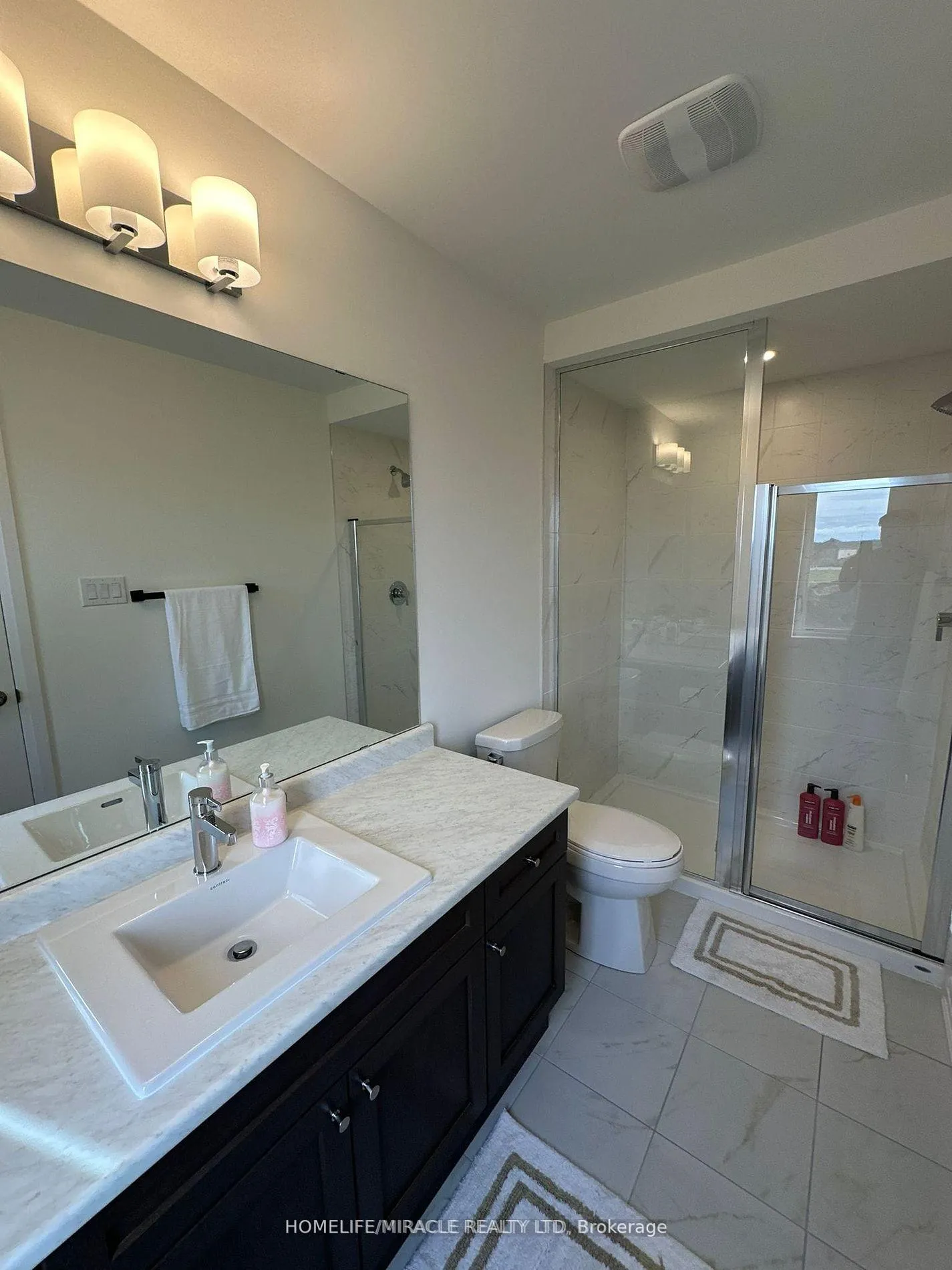 Photo 12 of 41 Sagewood Avenue, Barrie, Rural Barrie Southeast — HOMEH