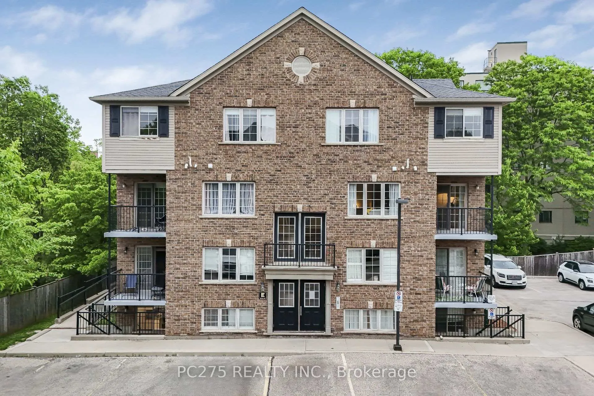Photo 1 of Unit E37, 12 Holborn Drive, Kitchener, Stanley Park — HOMEH