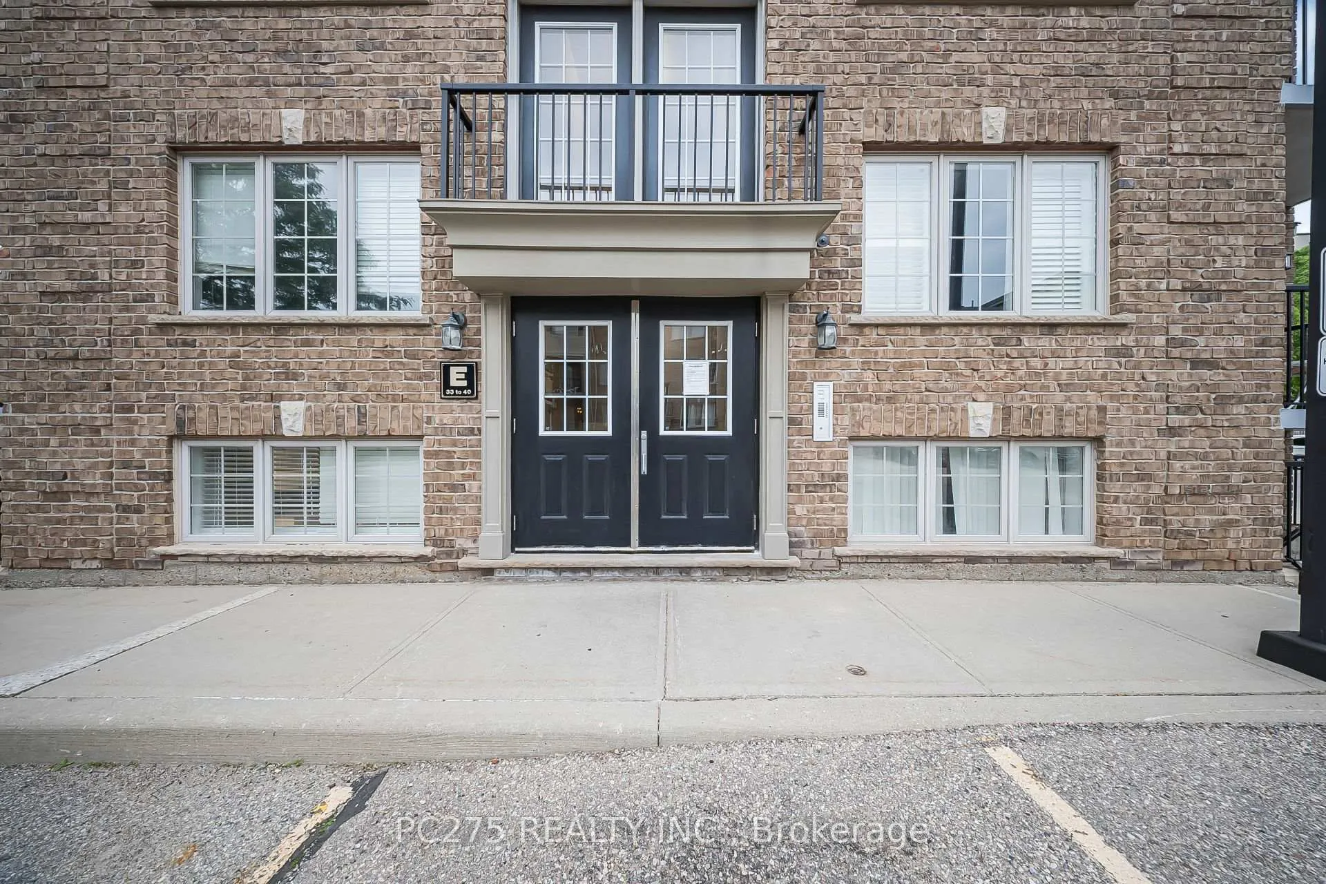 Photo 5 of Unit E37, 12 Holborn Drive, Kitchener, Stanley Park — HOMEH