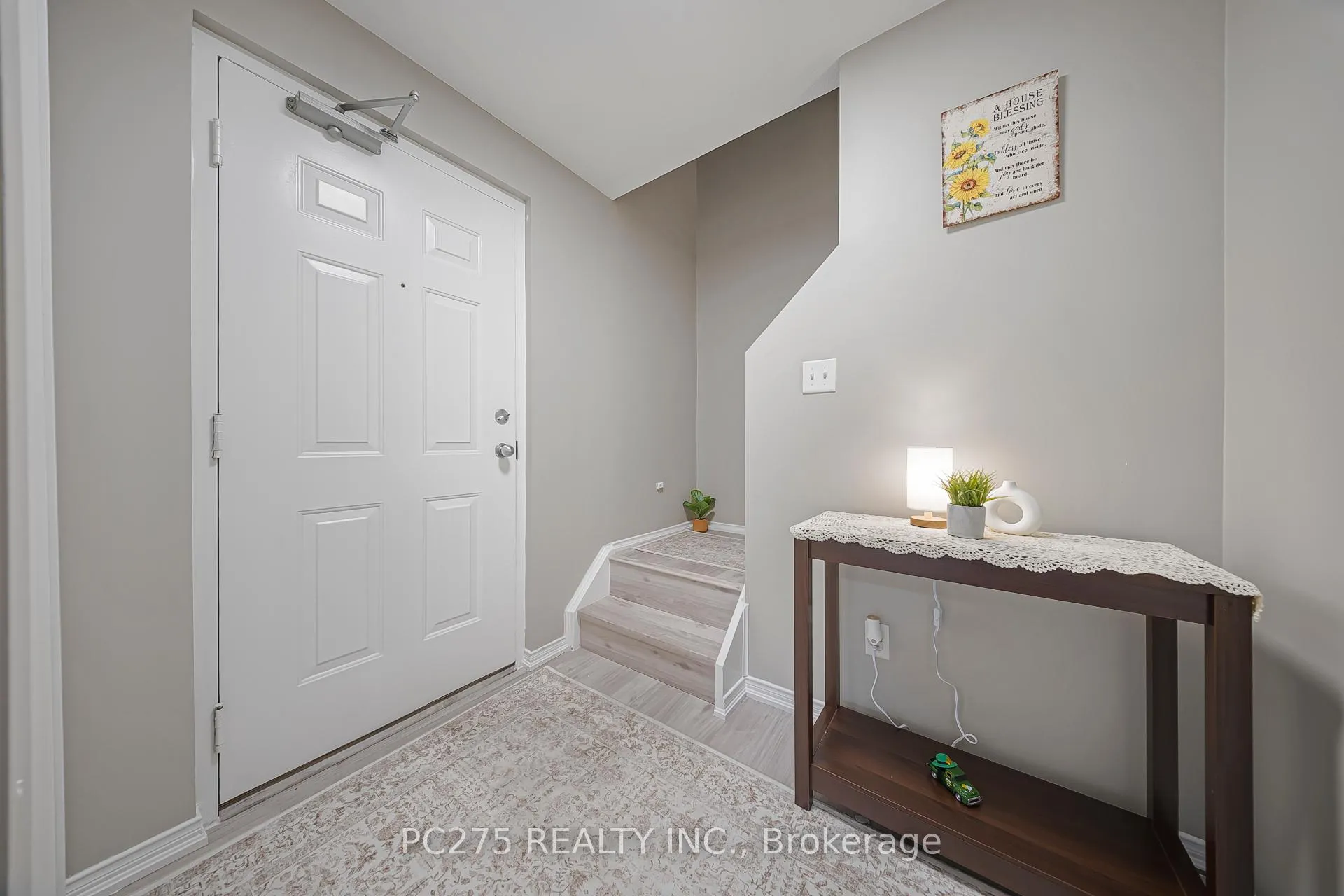 Photo 11 of Unit E37, 12 Holborn Drive, Kitchener, Stanley Park — HOMEH