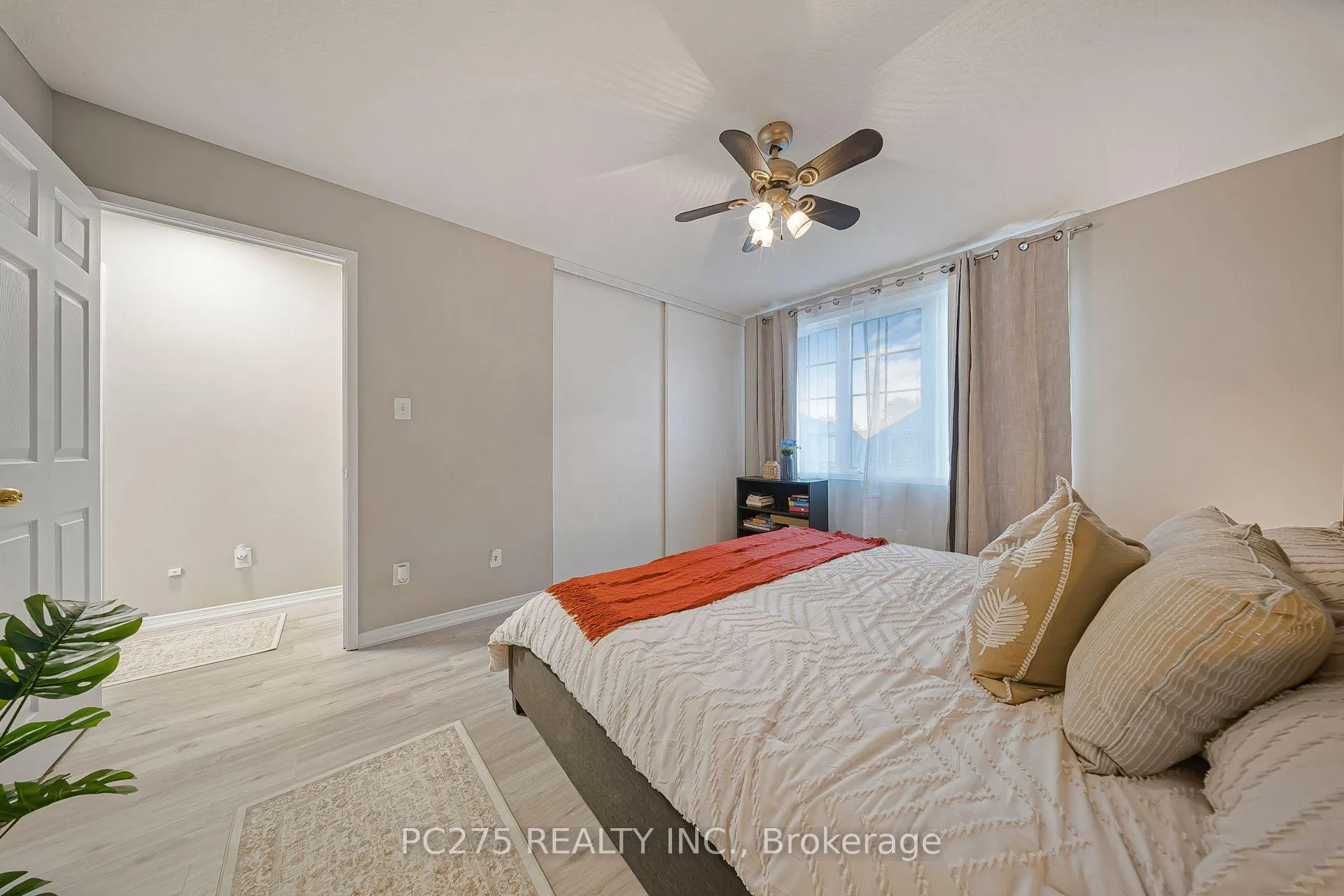 Photo 30 of Unit E37, 12 Holborn Drive, Kitchener, Stanley Park — HOMEH