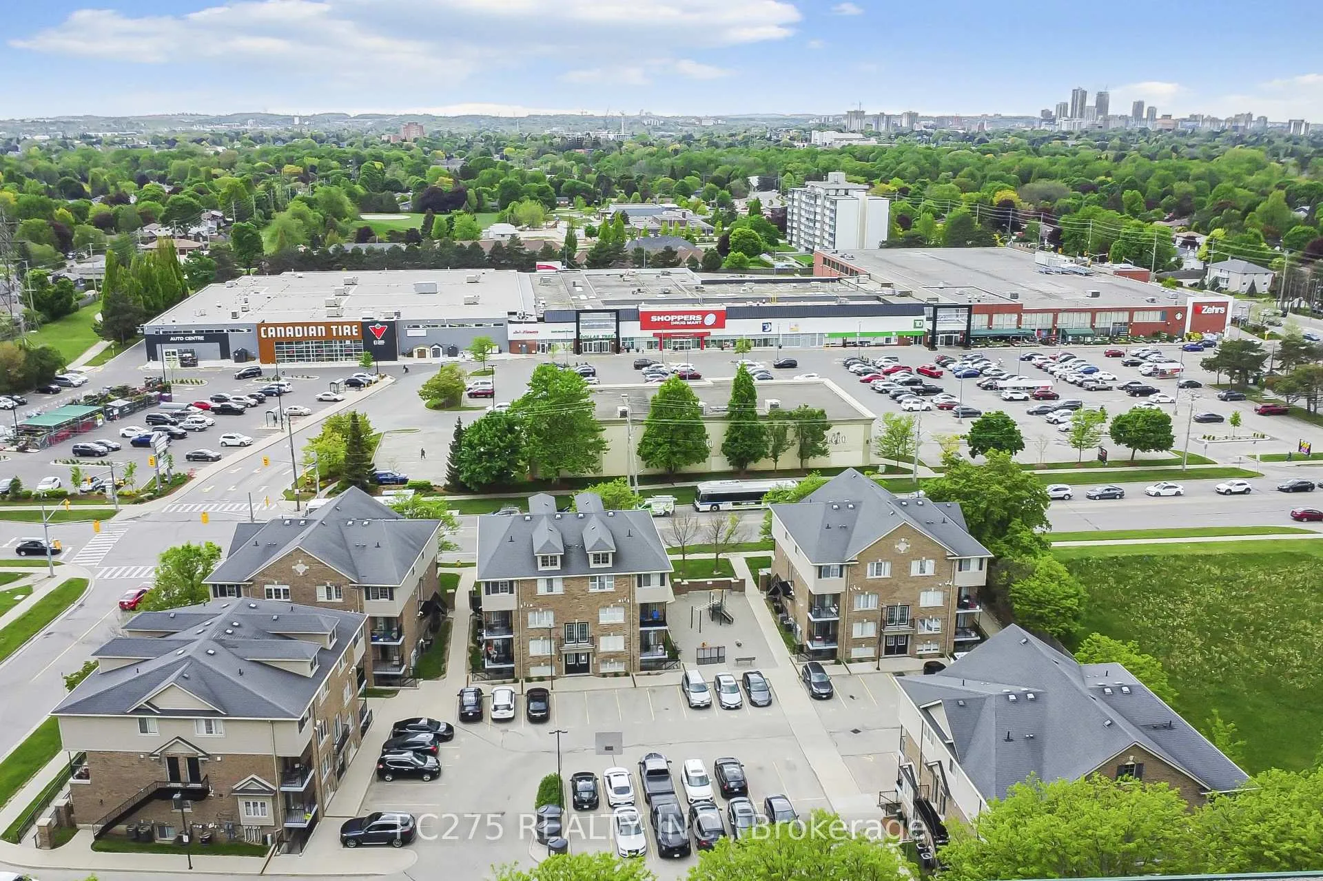 Photo 38 of Unit E37, 12 Holborn Drive, Kitchener, Stanley Park — HOMEH