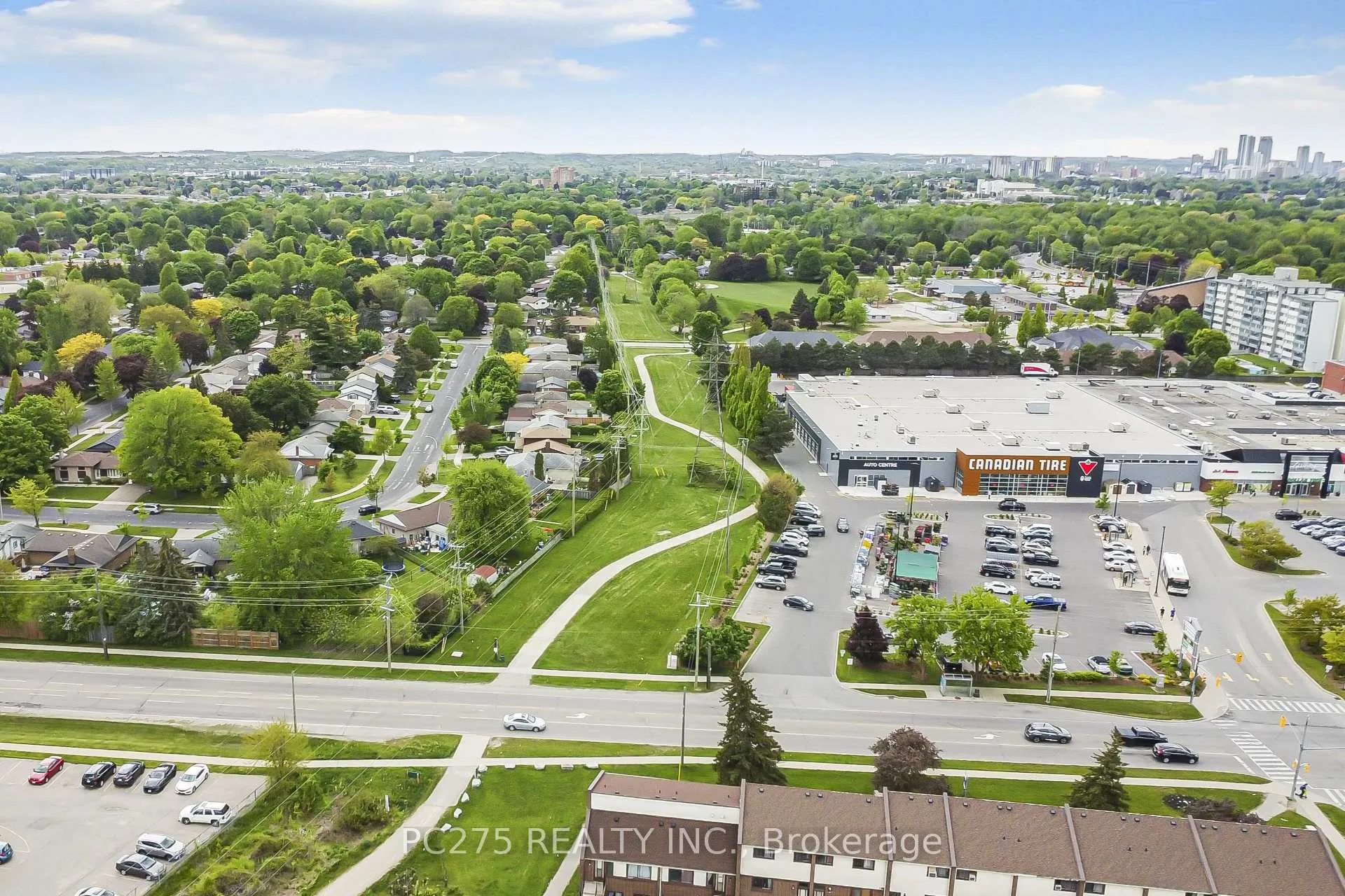 Photo 40 of Unit E37, 12 Holborn Drive, Kitchener, Stanley Park — HOMEH