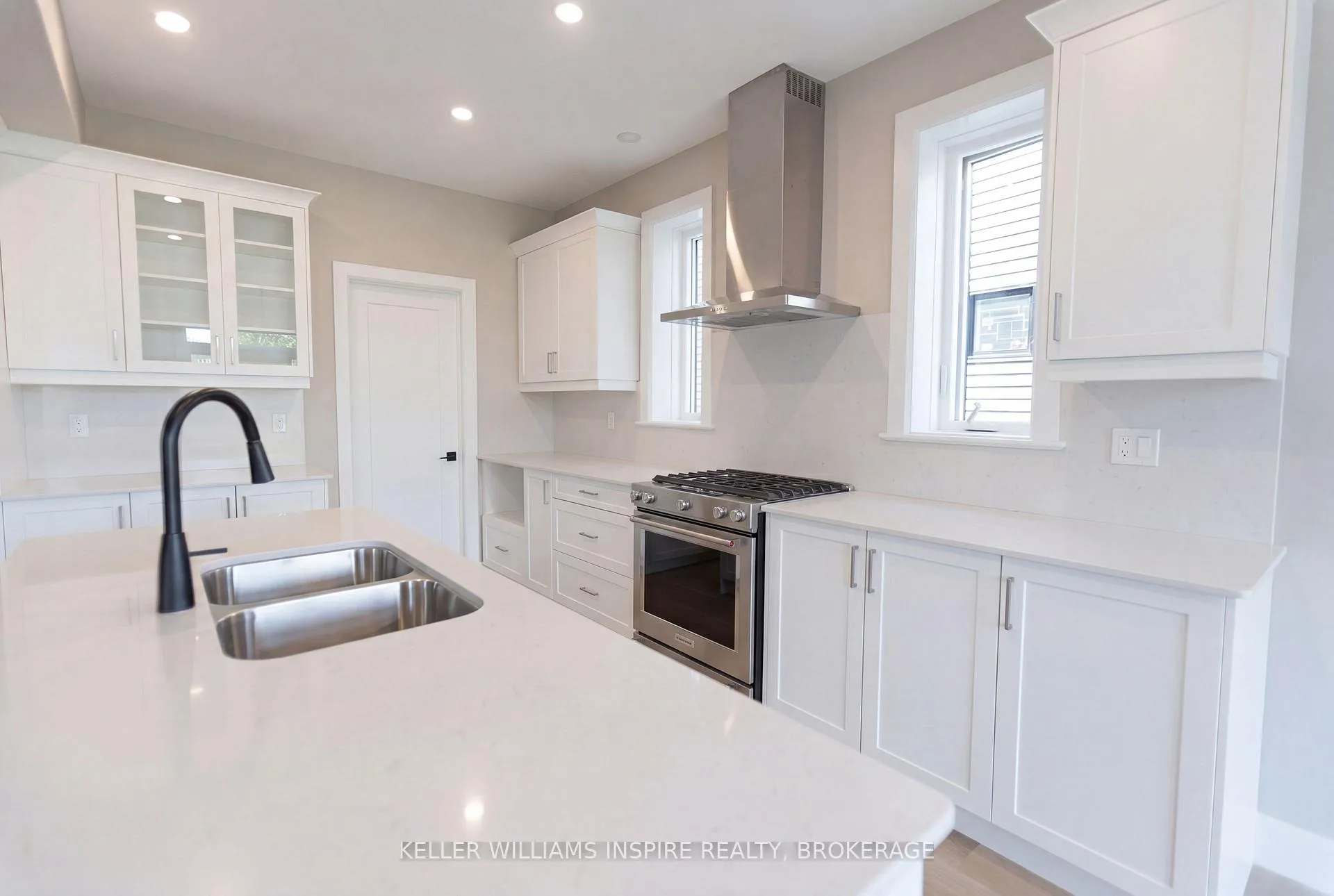 Photo 10 of 128 McDonough Crescent, Loyalist, Amherstview — HOMEH